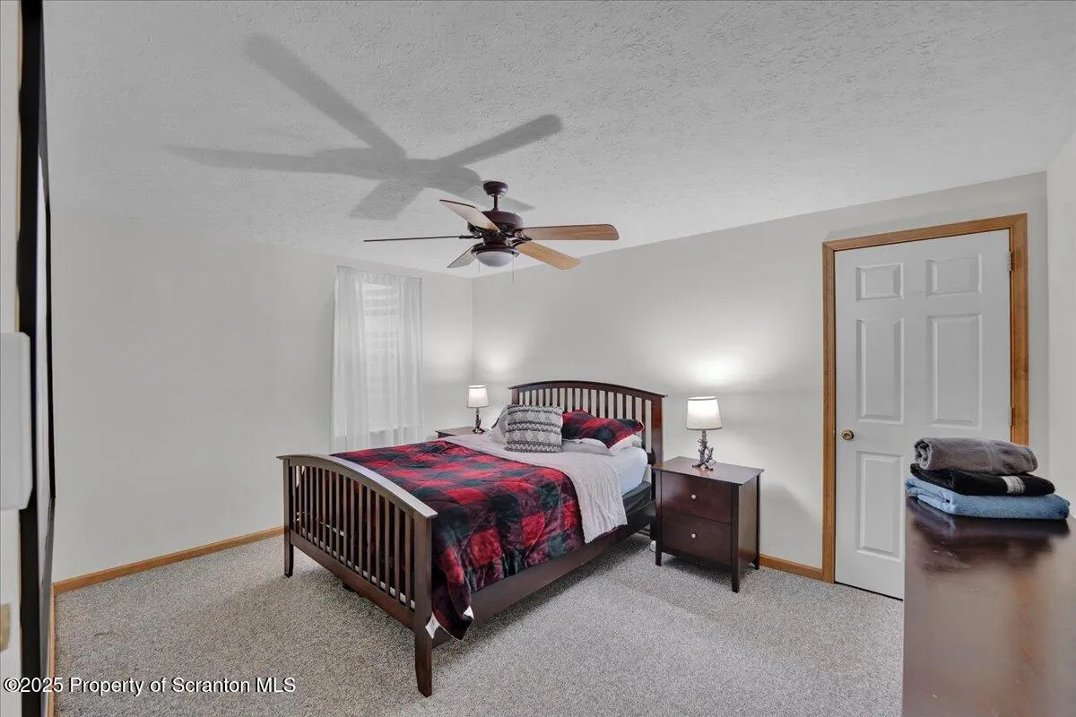 7 Sheffick Road Unit - 707, Clifton Twp, Pennsylvania 18424, 4 Bedrooms Bedrooms, 10 Rooms Rooms,3 BathroomsBathrooms,Residential,For Sale,Sheffick,SC250915