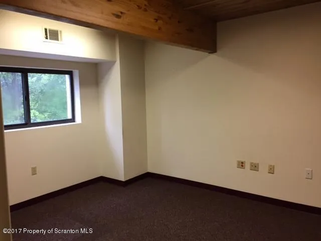 409 N State Street Unit C, Clarks Summit, Pennsylvania 18411, ,Commercial Lease,For Rent,State,SC251526