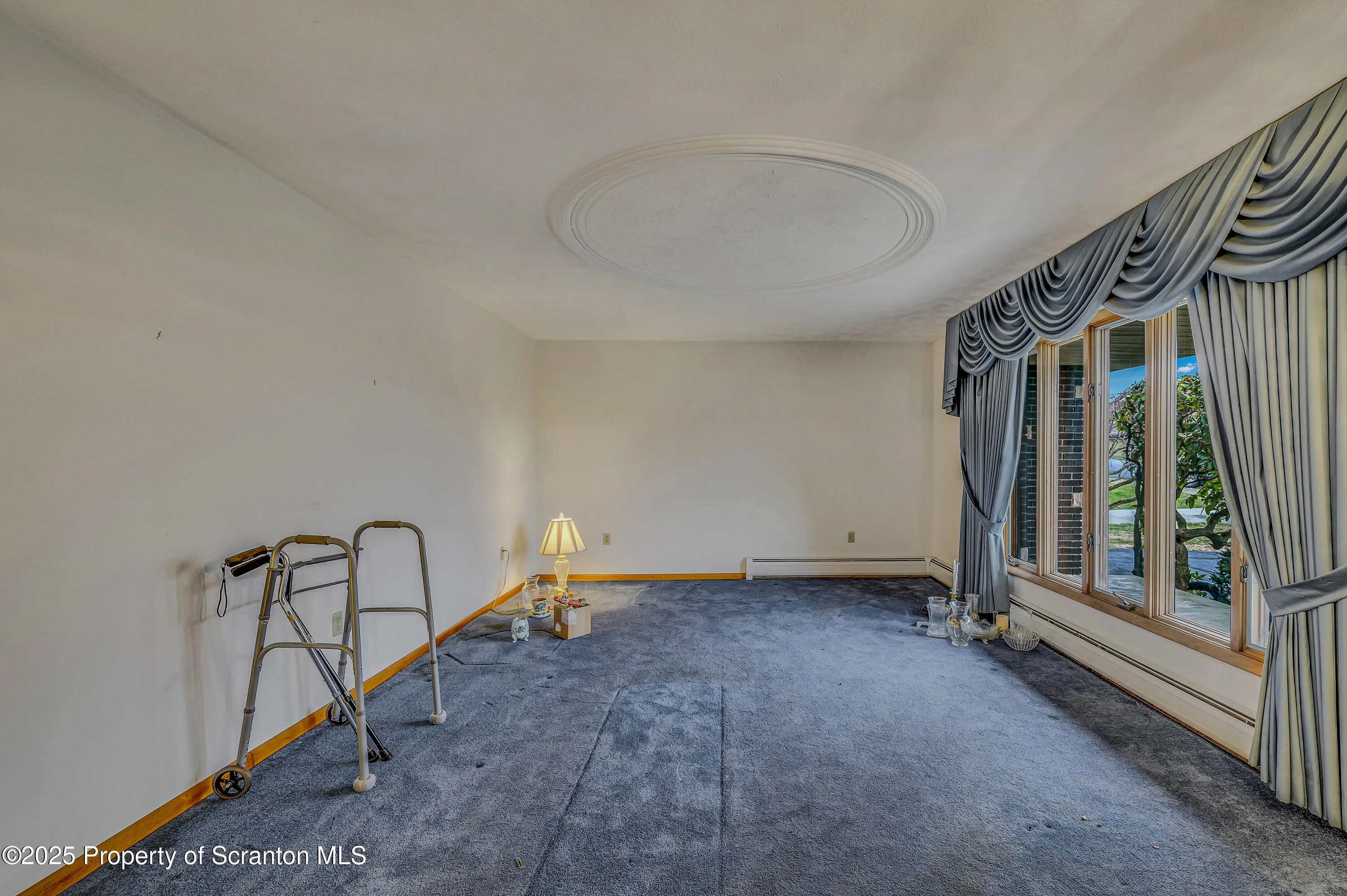 616 Hospital Street, Taylor, Pennsylvania 18517, 4 Bedrooms Bedrooms, 9 Rooms Rooms,3 BathroomsBathrooms,Residential,For Sale,Hospital,SC251537