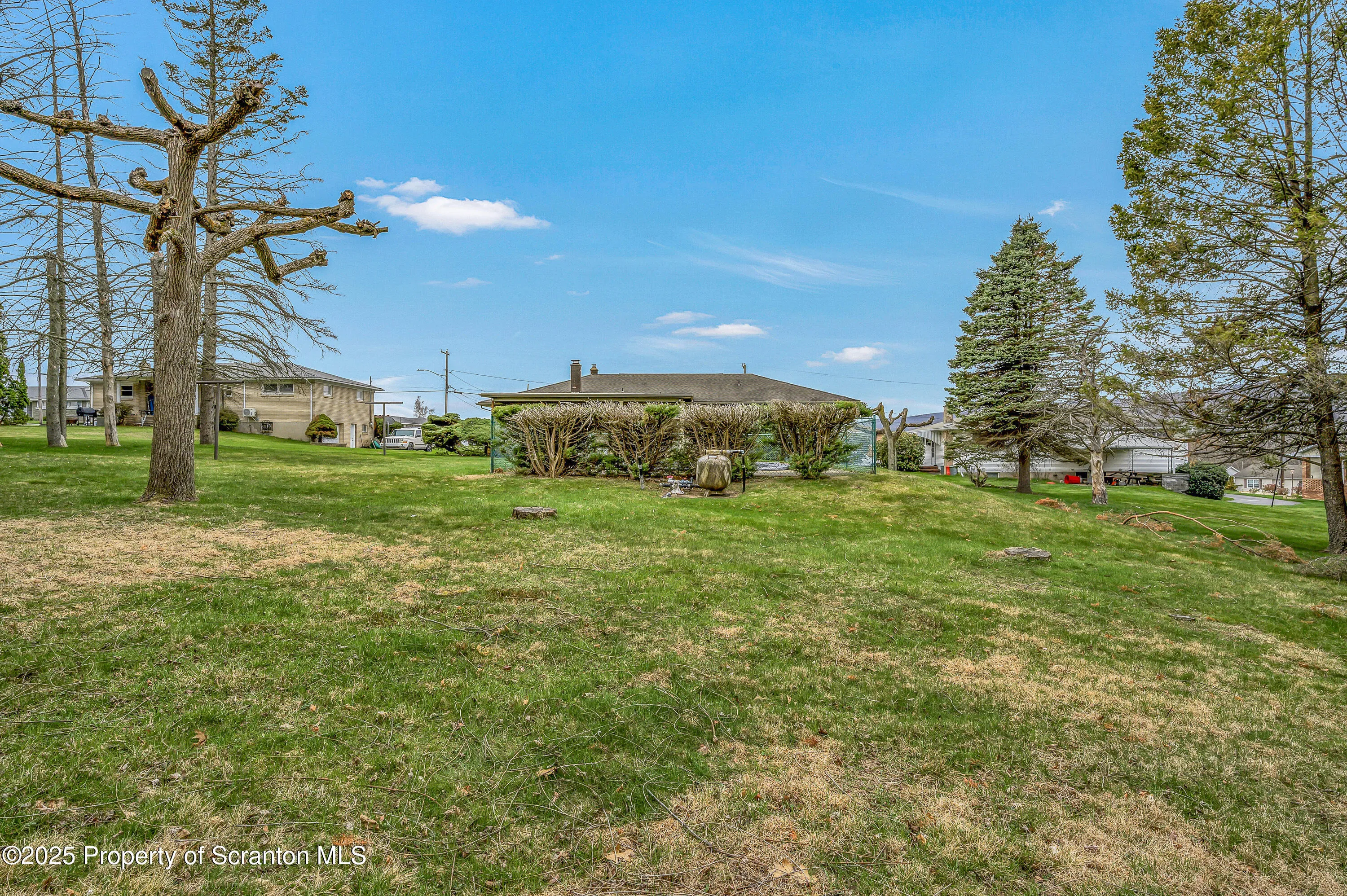 616 Hospital Street, Taylor, Pennsylvania 18517, 4 Bedrooms Bedrooms, 9 Rooms Rooms,3 BathroomsBathrooms,Residential,For Sale,Hospital,SC251537