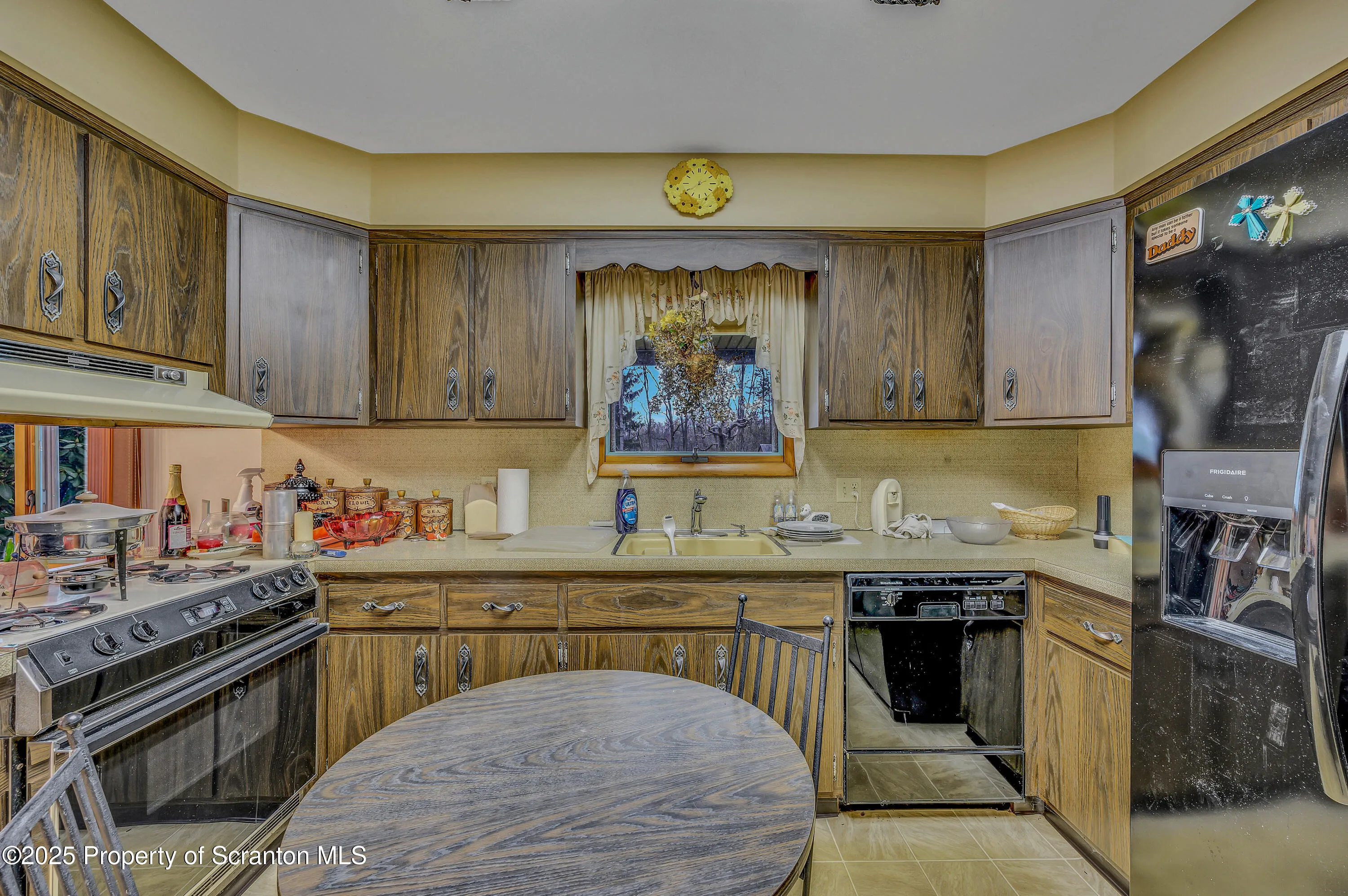 616 Hospital Street, Taylor, Pennsylvania 18517, 4 Bedrooms Bedrooms, 9 Rooms Rooms,3 BathroomsBathrooms,Residential,For Sale,Hospital,SC251537