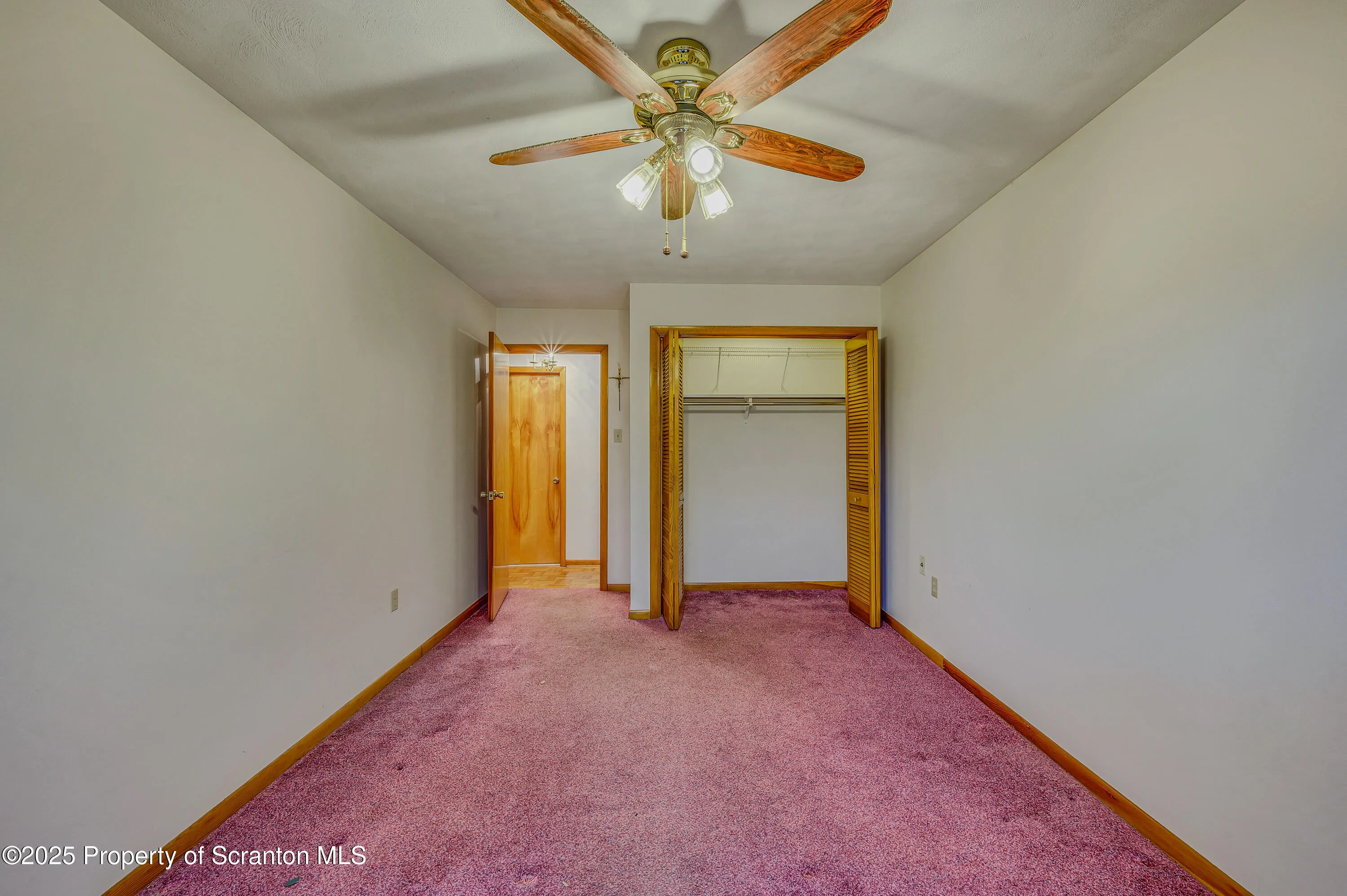 616 Hospital Street, Taylor, Pennsylvania 18517, 4 Bedrooms Bedrooms, 9 Rooms Rooms,3 BathroomsBathrooms,Residential,For Sale,Hospital,SC251537
