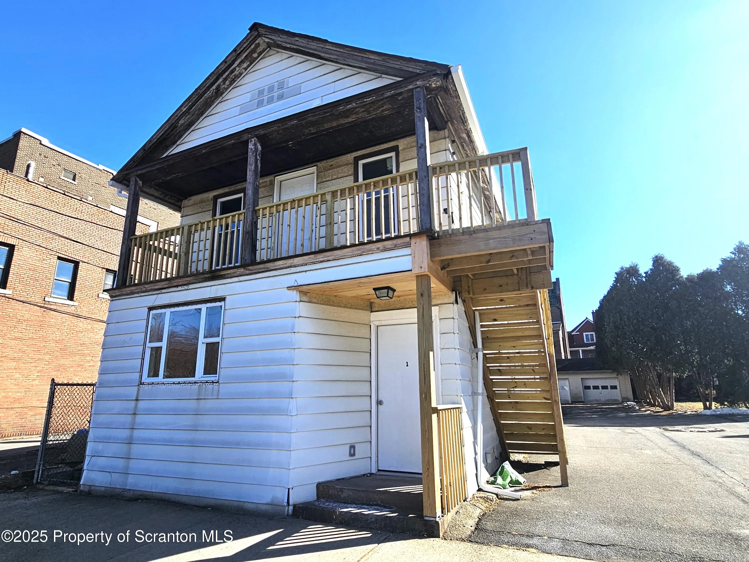 125 River Street Unit 2 Front, Olyphant, Pennsylvania 18447, 2 Rooms Rooms,1 BathroomBathrooms,Residential Lease,For Rent,River,SC251589