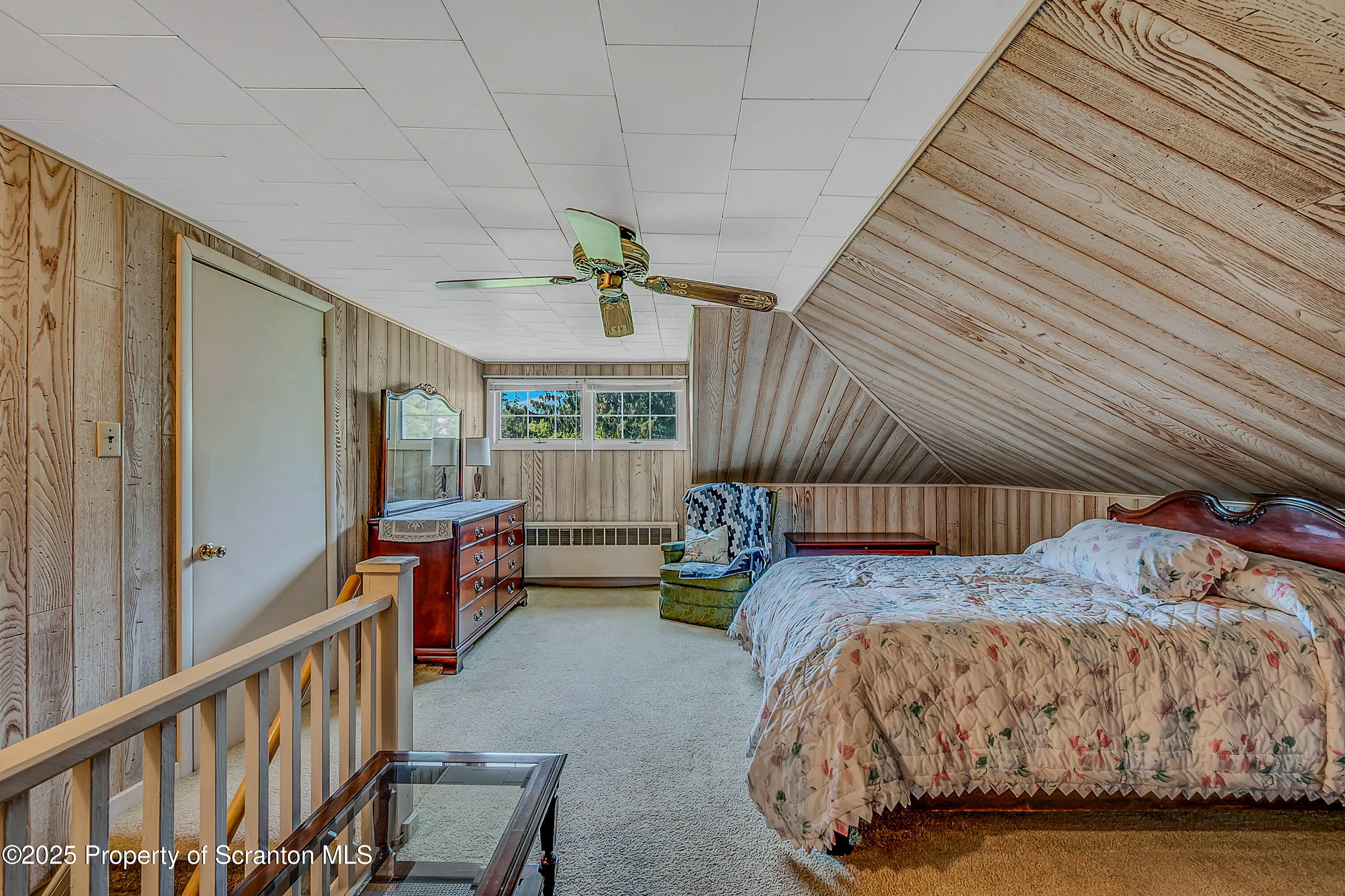 108 Armstrong Avenue, Clarks Green, Pennsylvania 18411, 3 Bedrooms Bedrooms, 7 Rooms Rooms,2 BathroomsBathrooms,Residential,For Sale,Armstrong,SC252008