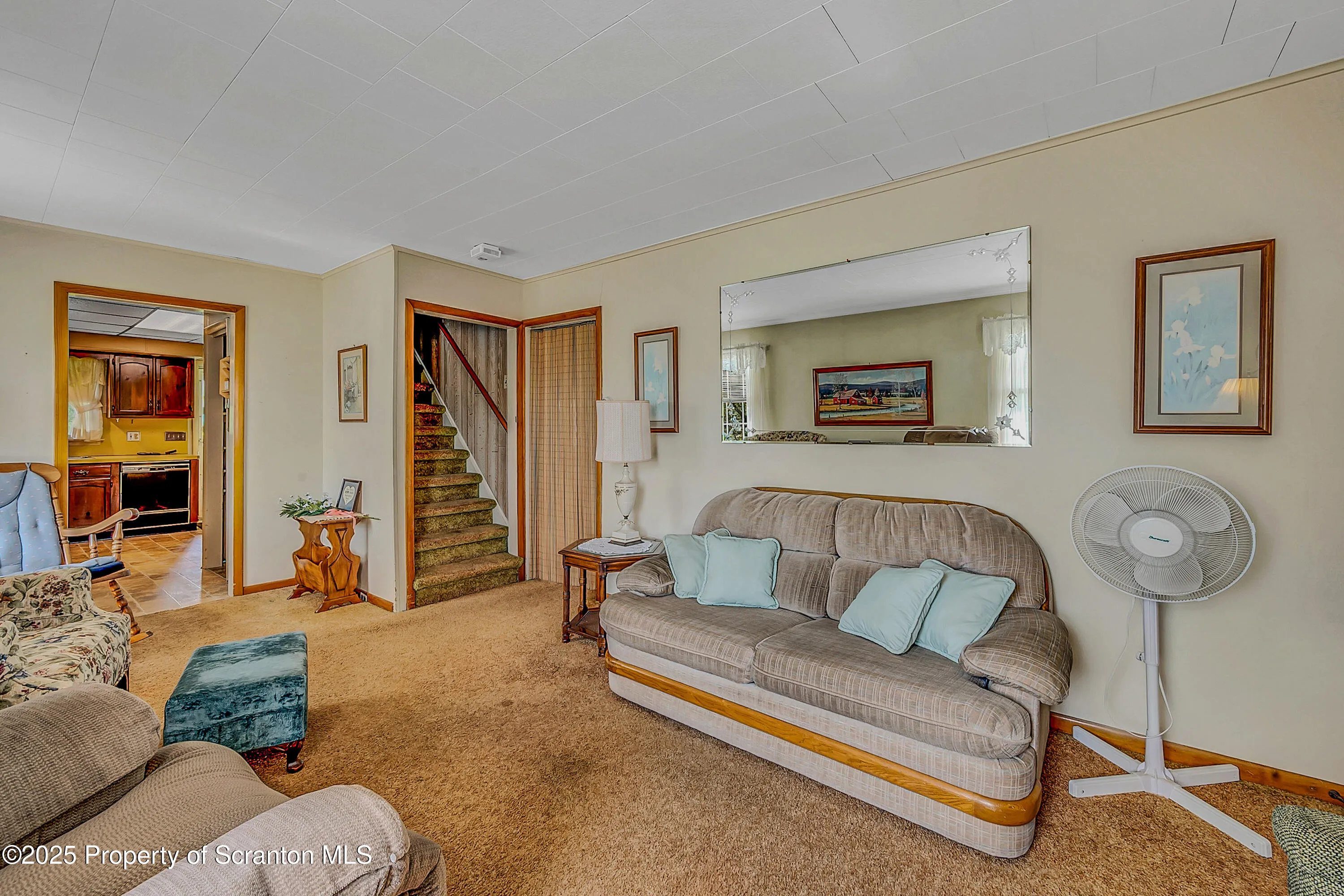 108 Armstrong Avenue, Clarks Green, Pennsylvania 18411, 3 Bedrooms Bedrooms, 7 Rooms Rooms,2 BathroomsBathrooms,Residential,For Sale,Armstrong,SC252008
