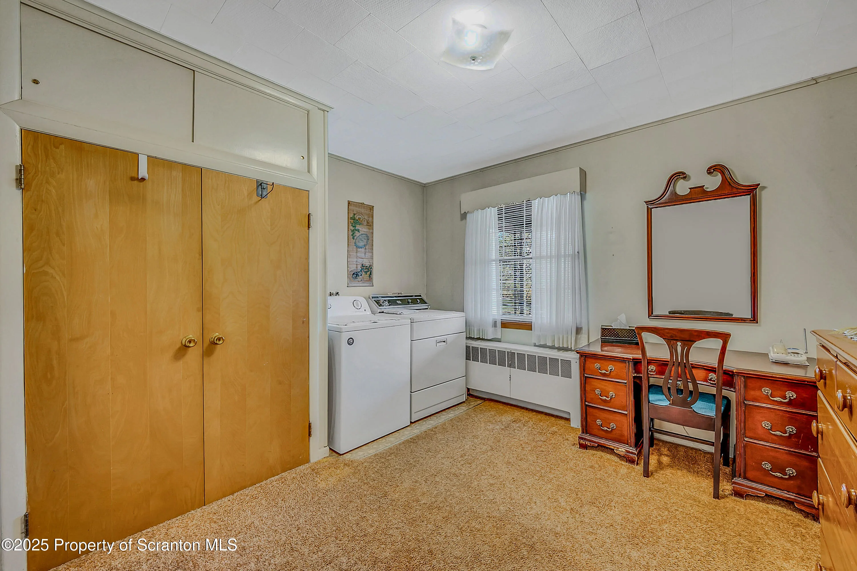 108 Armstrong Avenue, Clarks Green, Pennsylvania 18411, 3 Bedrooms Bedrooms, 7 Rooms Rooms,2 BathroomsBathrooms,Residential,For Sale,Armstrong,SC252008