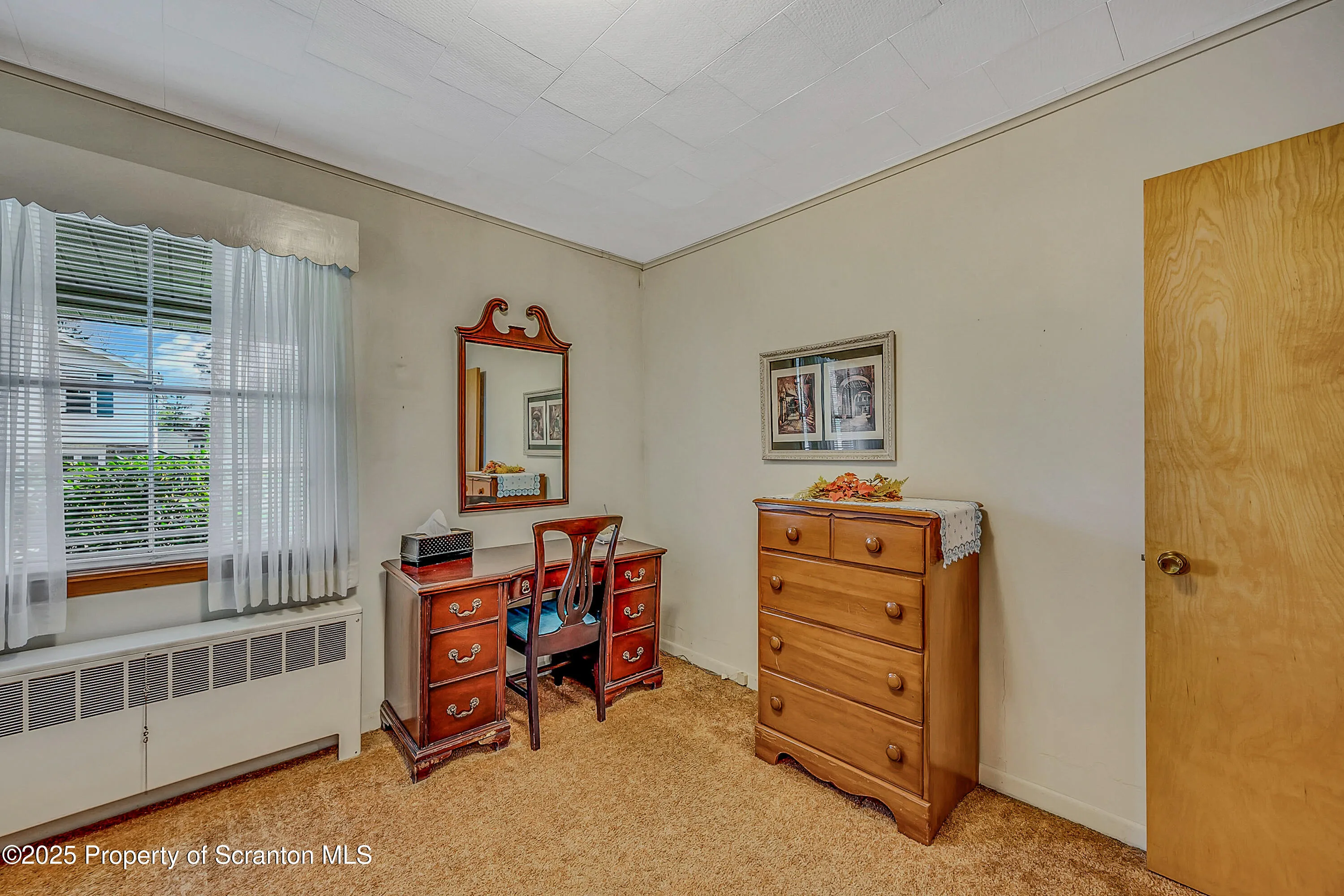 108 Armstrong Avenue, Clarks Green, Pennsylvania 18411, 3 Bedrooms Bedrooms, 7 Rooms Rooms,2 BathroomsBathrooms,Residential,For Sale,Armstrong,SC252008