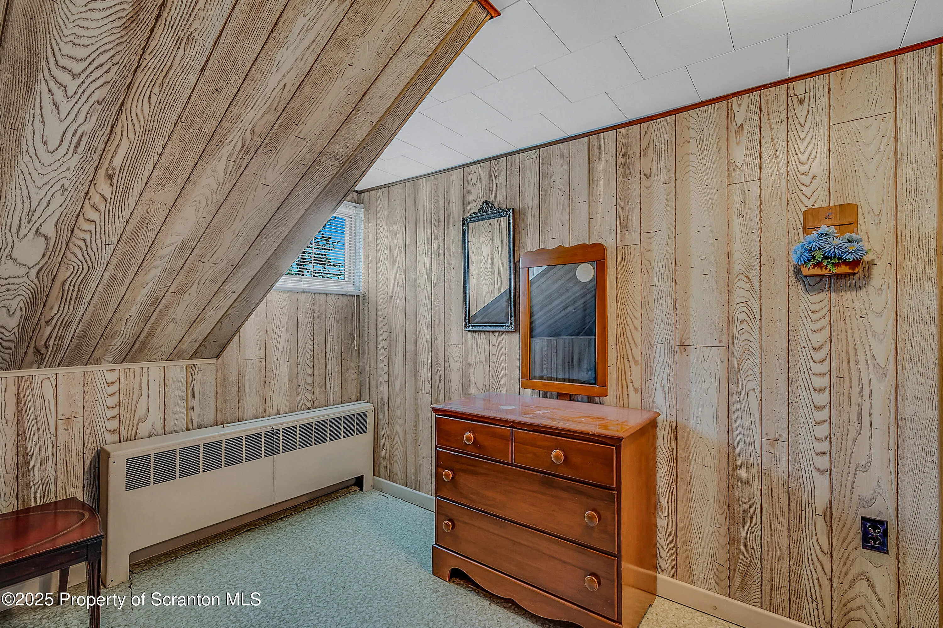 108 Armstrong Avenue, Clarks Green, Pennsylvania 18411, 3 Bedrooms Bedrooms, 7 Rooms Rooms,2 BathroomsBathrooms,Residential,For Sale,Armstrong,SC252008