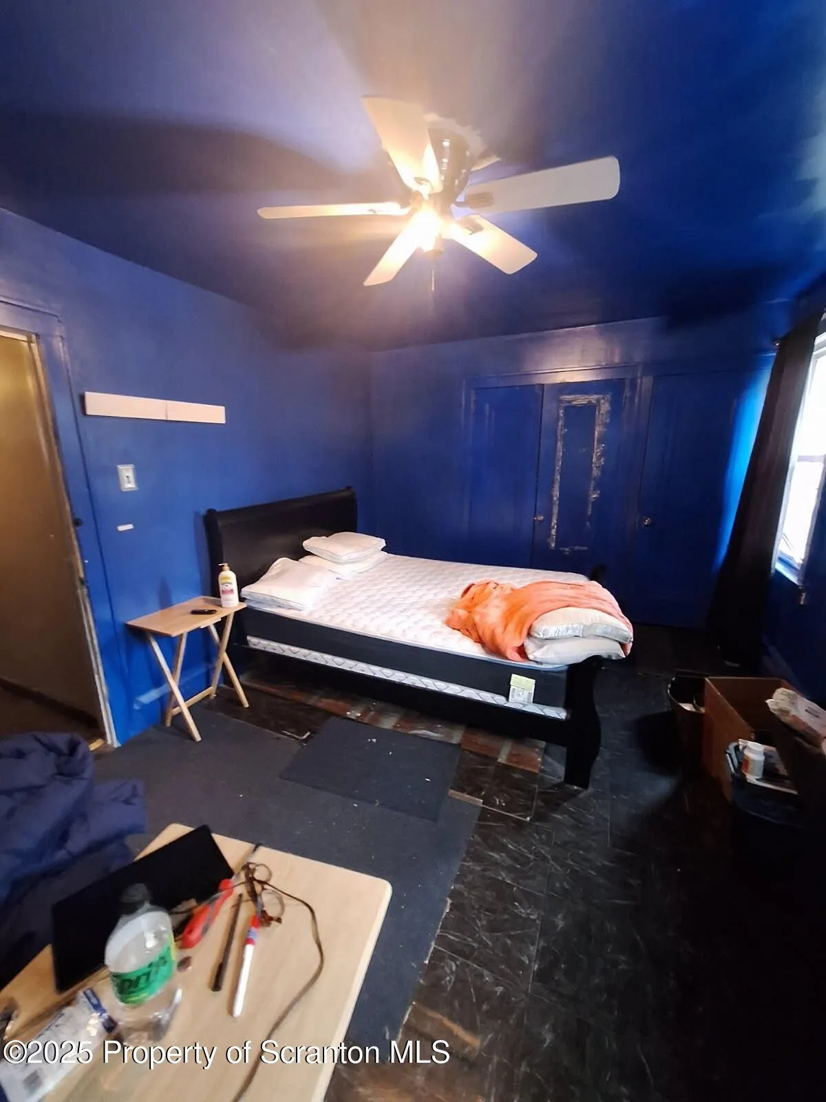 239 W Division Street, Wilkes-barre, Pennsylvania 18706, 3 Bedrooms Bedrooms, 6 Rooms Rooms,2 BathroomsBathrooms,Residential,For Sale,Division,SC252309