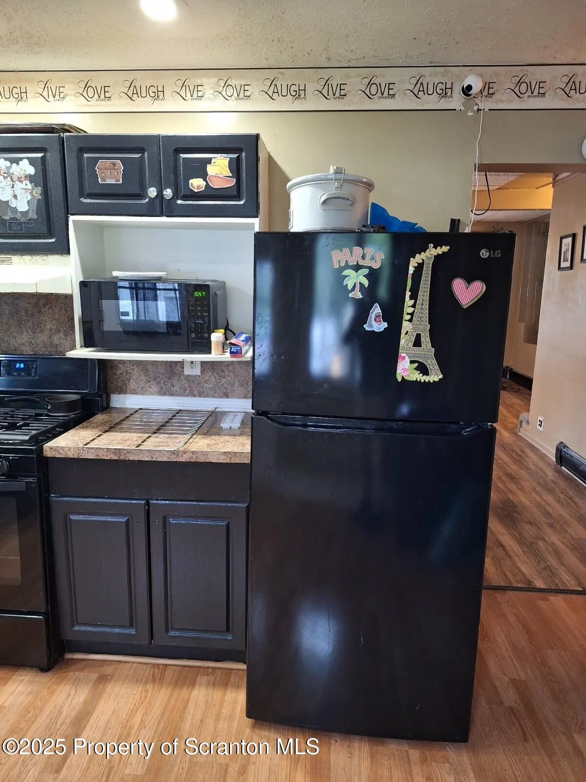 239 W Division Street, Wilkes-barre, Pennsylvania 18706, 3 Bedrooms Bedrooms, 6 Rooms Rooms,2 BathroomsBathrooms,Residential,For Sale,Division,SC252309