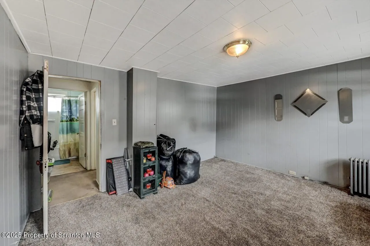 126-128 S. Rebecca Ave S Avenue Unit 126-128 - R 130, Scranton, Pennsylvania 18504, 9 Bedrooms Bedrooms, ,4 BathroomsBathrooms,Residential Income,For Sale,S. Rebecca Ave,SC252573