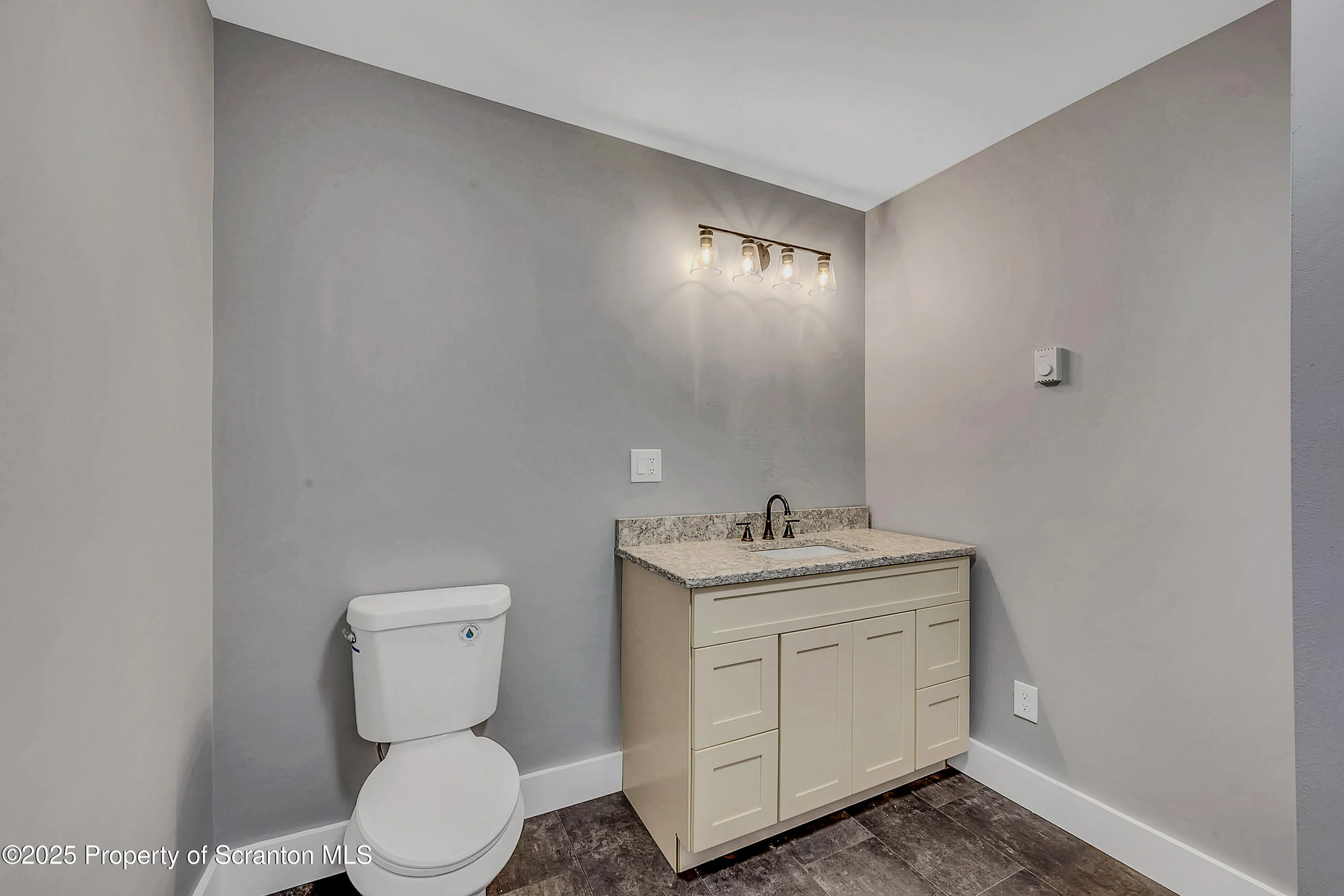 40 Honey Bear Road, Lake Ariel, Pennsylvania 18436, 3 Bedrooms Bedrooms, 6 Rooms Rooms,2 BathroomsBathrooms,Residential,For Sale,Honey Bear,SC252360