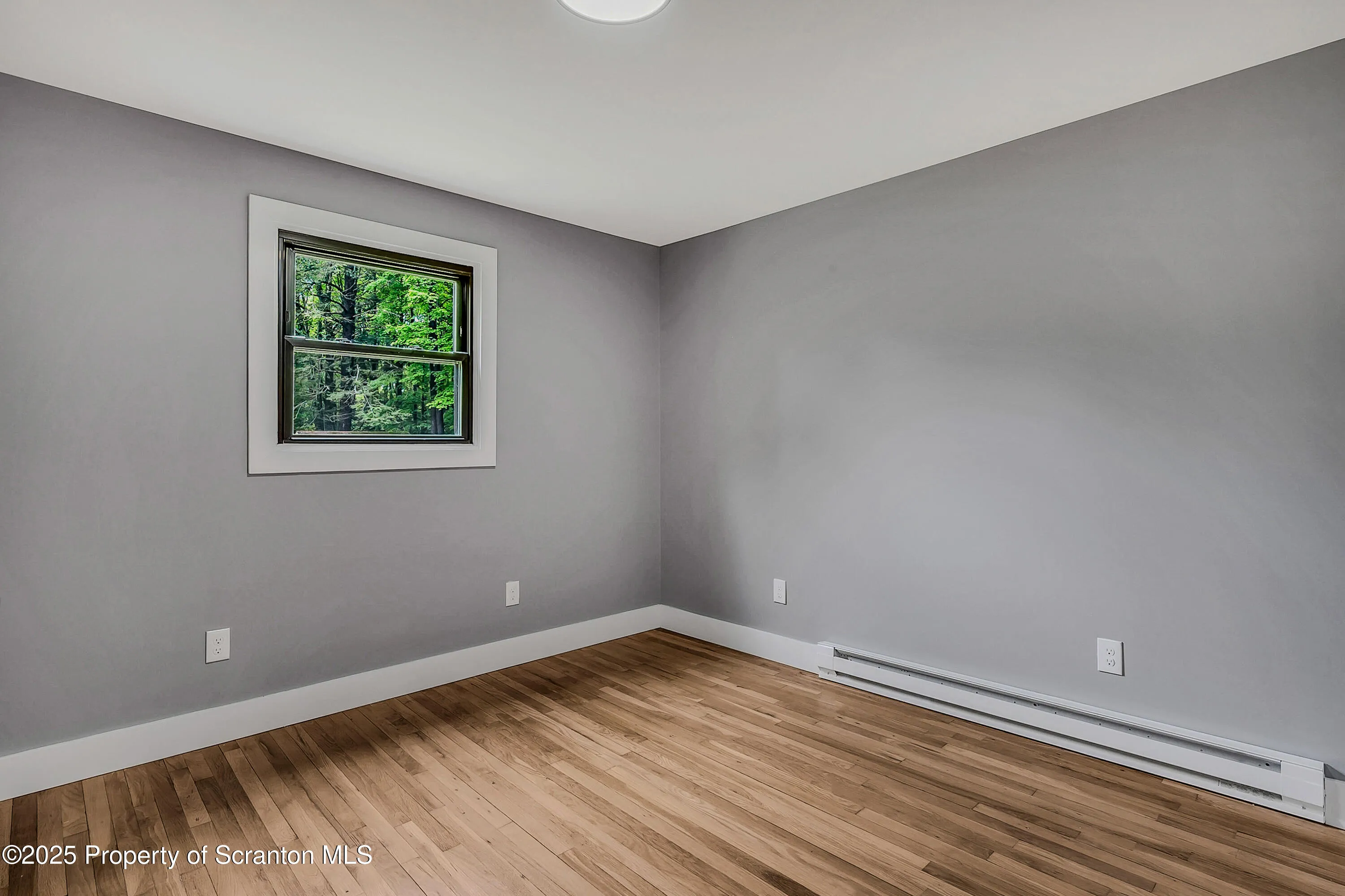 40 Honey Bear Road, Lake Ariel, Pennsylvania 18436, 3 Bedrooms Bedrooms, 6 Rooms Rooms,2 BathroomsBathrooms,Residential,For Sale,Honey Bear,SC252360
