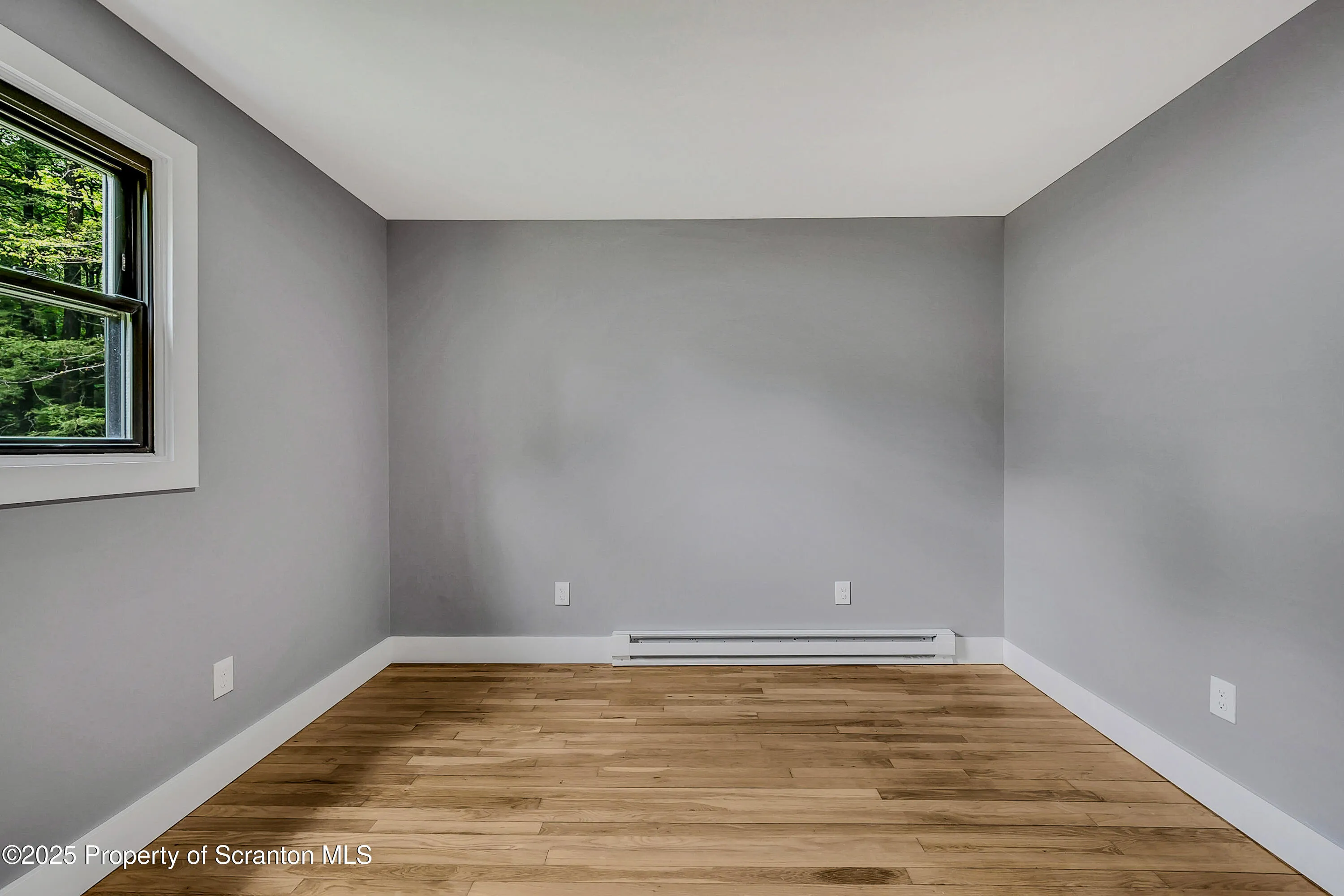40 Honey Bear Road, Lake Ariel, Pennsylvania 18436, 3 Bedrooms Bedrooms, 6 Rooms Rooms,2 BathroomsBathrooms,Residential,For Sale,Honey Bear,SC252360