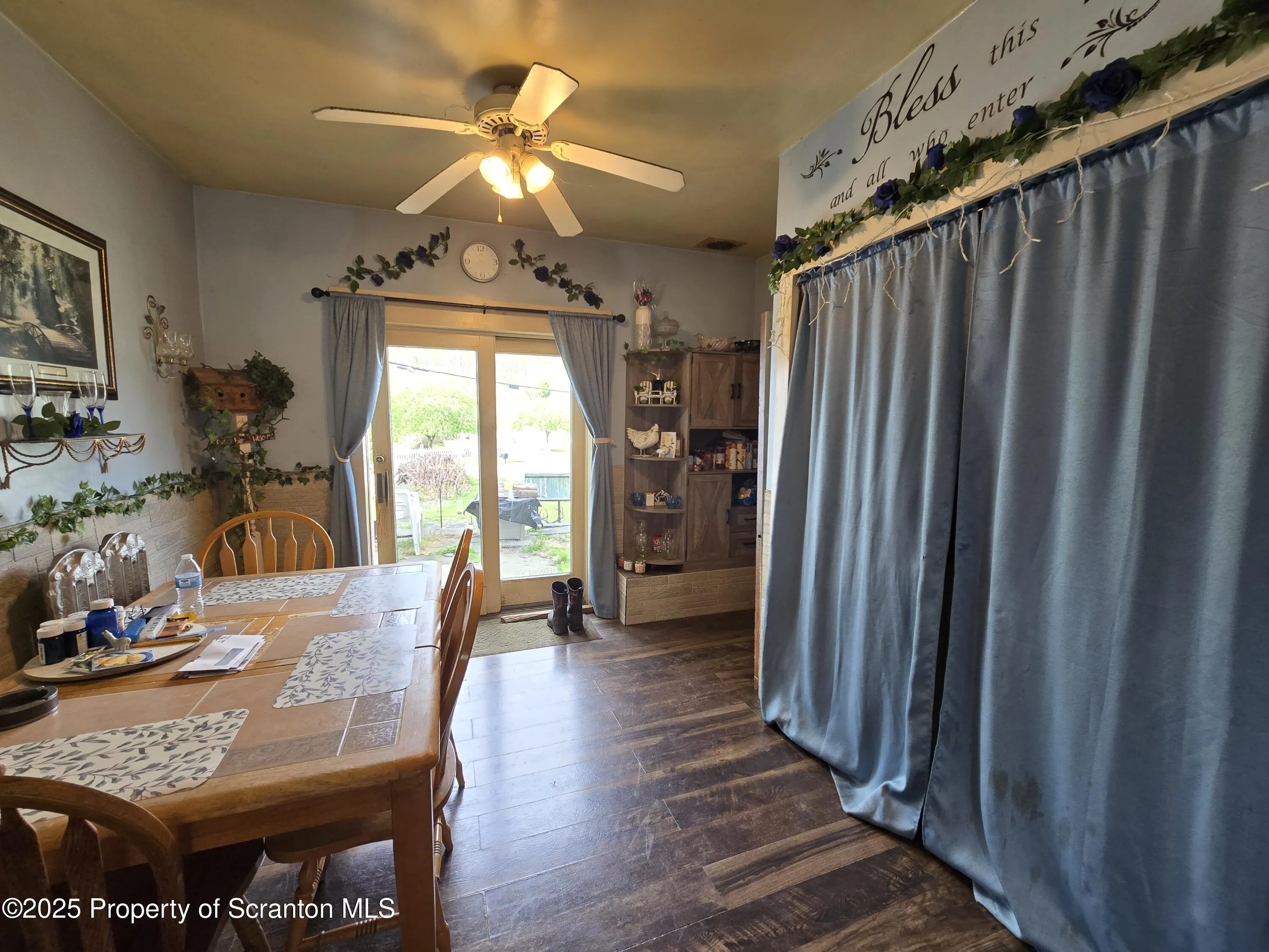 4 Little Ireland Road, Starrucca, Pennsylvania 18462, 6 Bedrooms Bedrooms, 9 Rooms Rooms,3 BathroomsBathrooms,Residential,For Sale,Little Ireland,SC252511