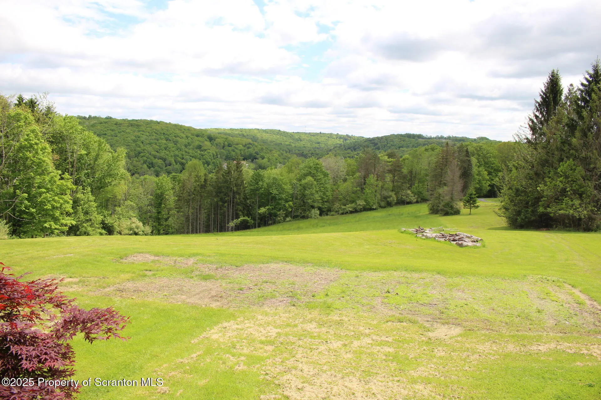 215 Linaberry Road, Montrose, Pennsylvania 18801, 3 Bedrooms Bedrooms, 7 Rooms Rooms,2 BathroomsBathrooms,Residential,For Sale,Linaberry,SC252603