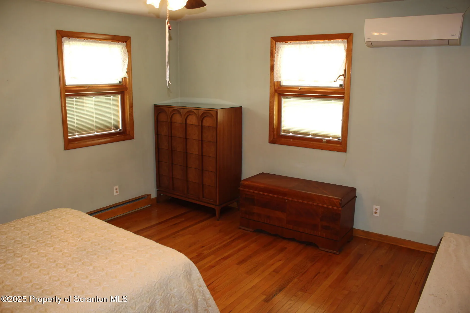 215 Linaberry Road, Montrose, Pennsylvania 18801, 3 Bedrooms Bedrooms, 7 Rooms Rooms,2 BathroomsBathrooms,Residential,For Sale,Linaberry,SC252603