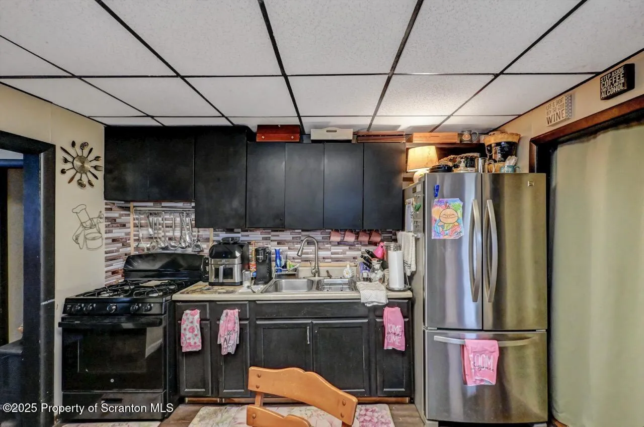 1221 1223 Eynon Street, Scranton, Pennsylvania 18504, 5 Bedrooms Bedrooms, ,3 BathroomsBathrooms,Residential Income,For Sale,1223 Eynon,SC252770