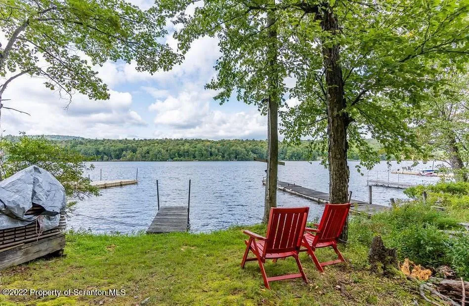 577 Duck Harbor Road, Equinunk, Pennsylvania 18417, 4 Bedrooms Bedrooms, 8 Rooms Rooms,3 BathroomsBathrooms,Residential,For Sale,Duck Harbor,SC252623