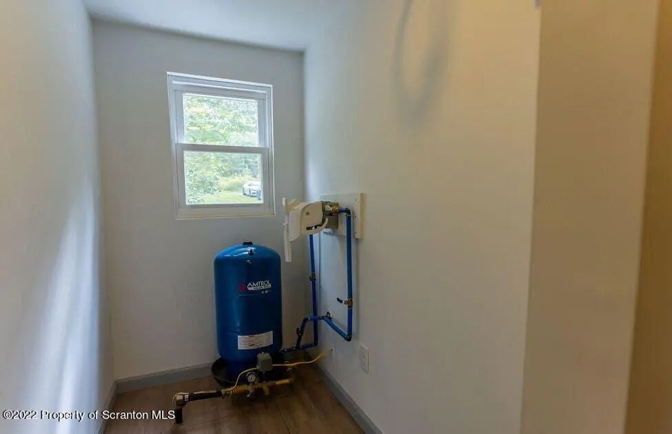 577 Duck Harbor Road, Equinunk, Pennsylvania 18417, 4 Bedrooms Bedrooms, 8 Rooms Rooms,3 BathroomsBathrooms,Residential,For Sale,Duck Harbor,SC252623