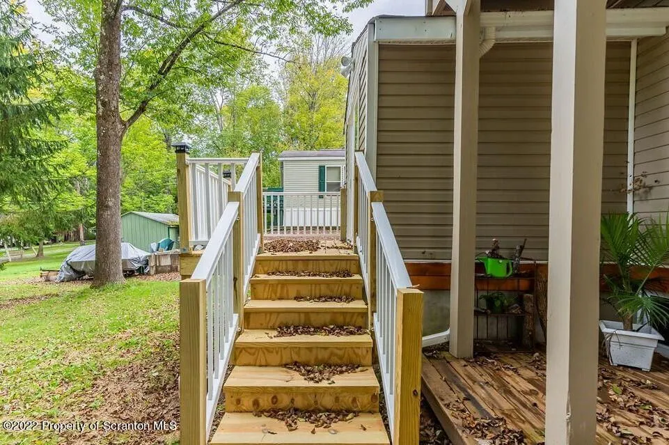 577 Duck Harbor Road, Equinunk, Pennsylvania 18417, 4 Bedrooms Bedrooms, 8 Rooms Rooms,3 BathroomsBathrooms,Residential,For Sale,Duck Harbor,SC252623