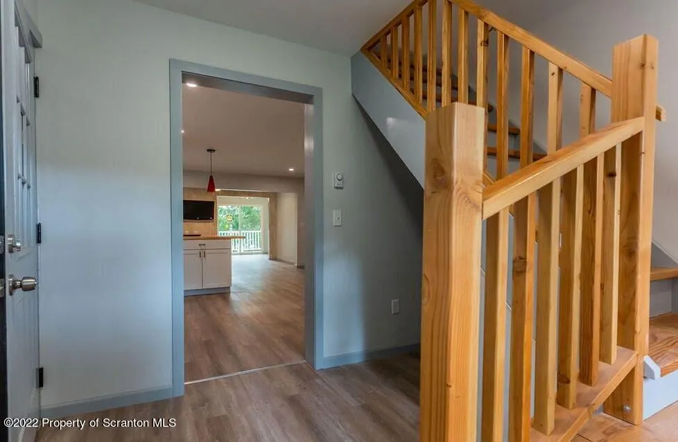 577 Duck Harbor Road, Equinunk, Pennsylvania 18417, 4 Bedrooms Bedrooms, 8 Rooms Rooms,3 BathroomsBathrooms,Residential,For Sale,Duck Harbor,SC252623