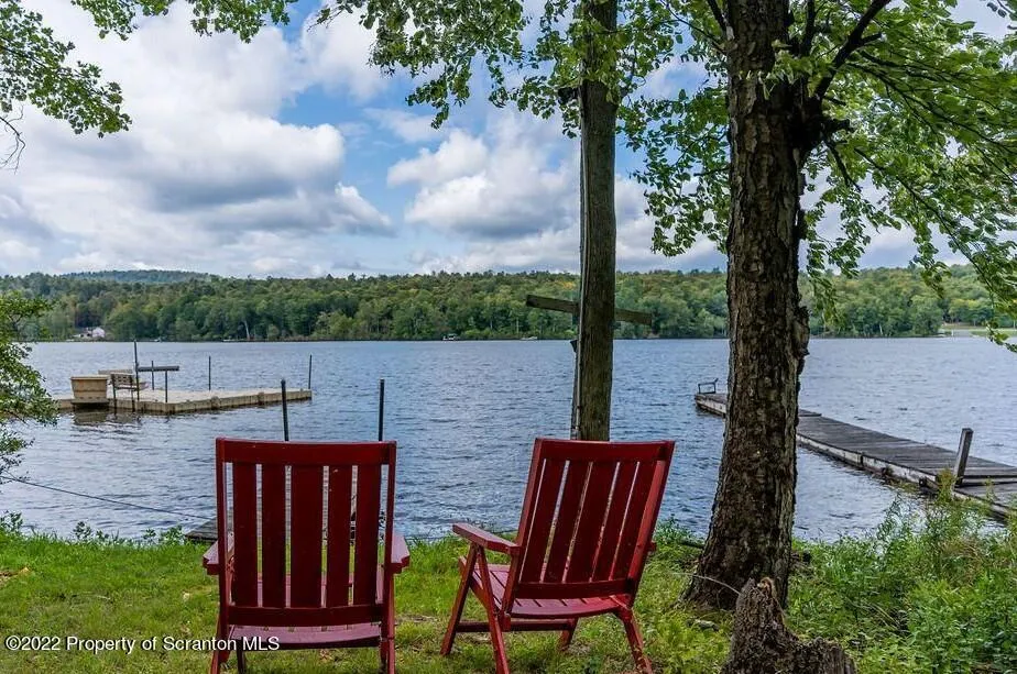 577 Duck Harbor Road, Equinunk, Pennsylvania 18417, 4 Bedrooms Bedrooms, 8 Rooms Rooms,3 BathroomsBathrooms,Residential,For Sale,Duck Harbor,SC252623