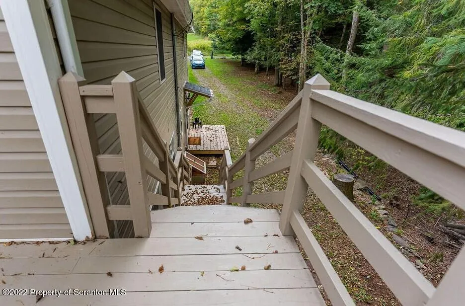 577 Duck Harbor Road, Equinunk, Pennsylvania 18417, 4 Bedrooms Bedrooms, 8 Rooms Rooms,3 BathroomsBathrooms,Residential,For Sale,Duck Harbor,SC252623