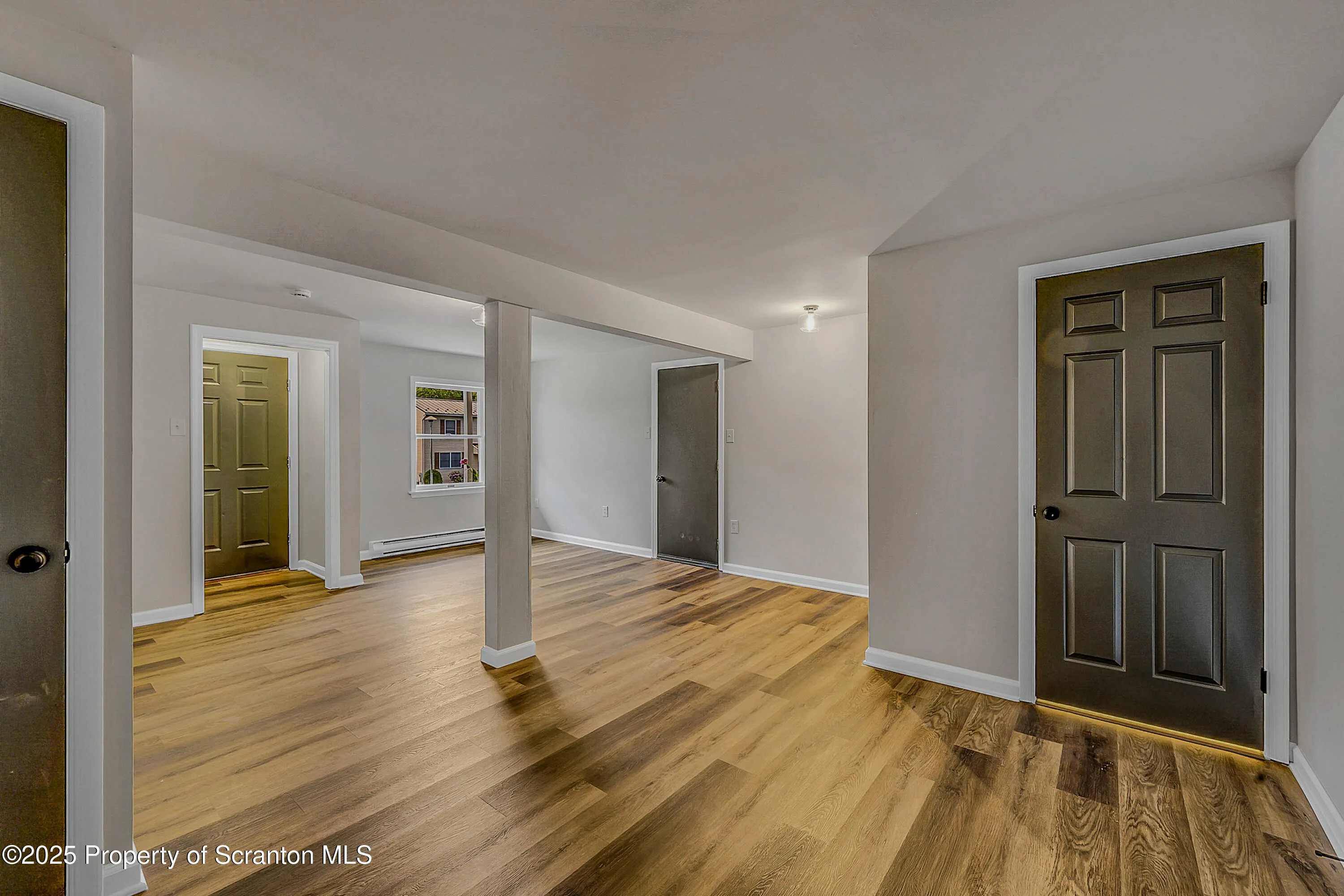 14 Vista Drive, Nanticoke City, Pennsylvania 18634, 3 Bedrooms Bedrooms, 6 Rooms Rooms,2 BathroomsBathrooms,Residential,For Sale,Vista,SC252659
