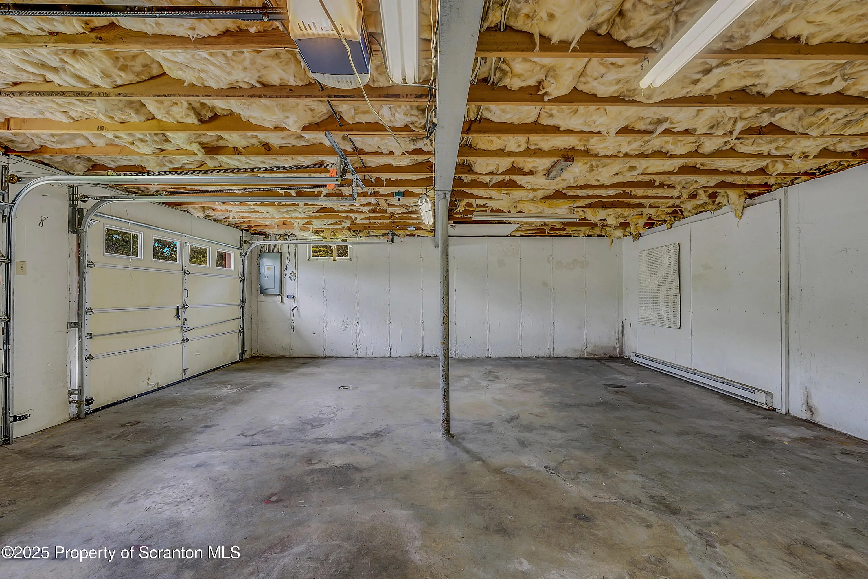 14 Vista Drive, Nanticoke City, Pennsylvania 18634, 3 Bedrooms Bedrooms, 6 Rooms Rooms,2 BathroomsBathrooms,Residential,For Sale,Vista,SC252659