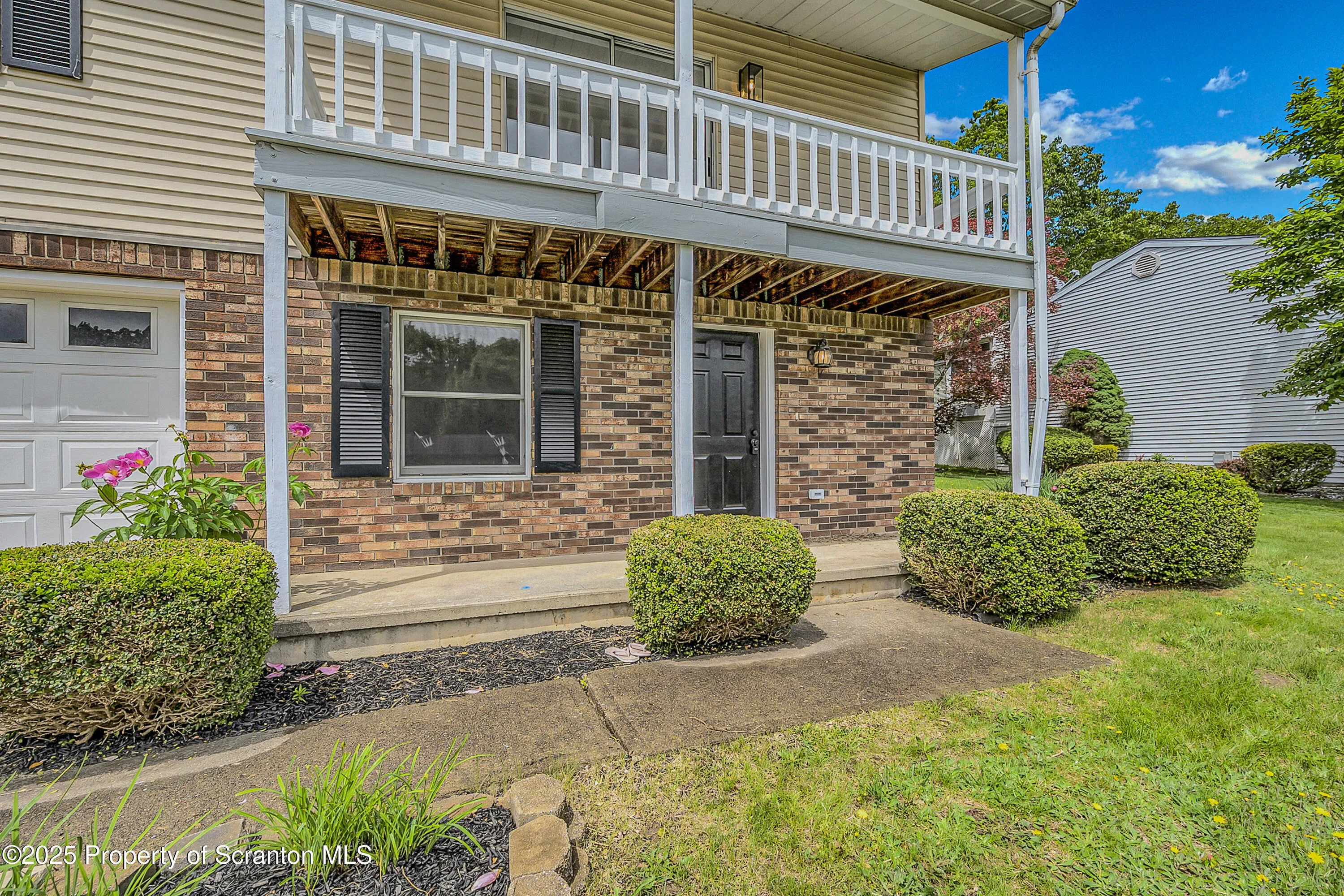 14 Vista Drive, Nanticoke City, Pennsylvania 18634, 3 Bedrooms Bedrooms, 6 Rooms Rooms,2 BathroomsBathrooms,Residential,For Sale,Vista,SC252659