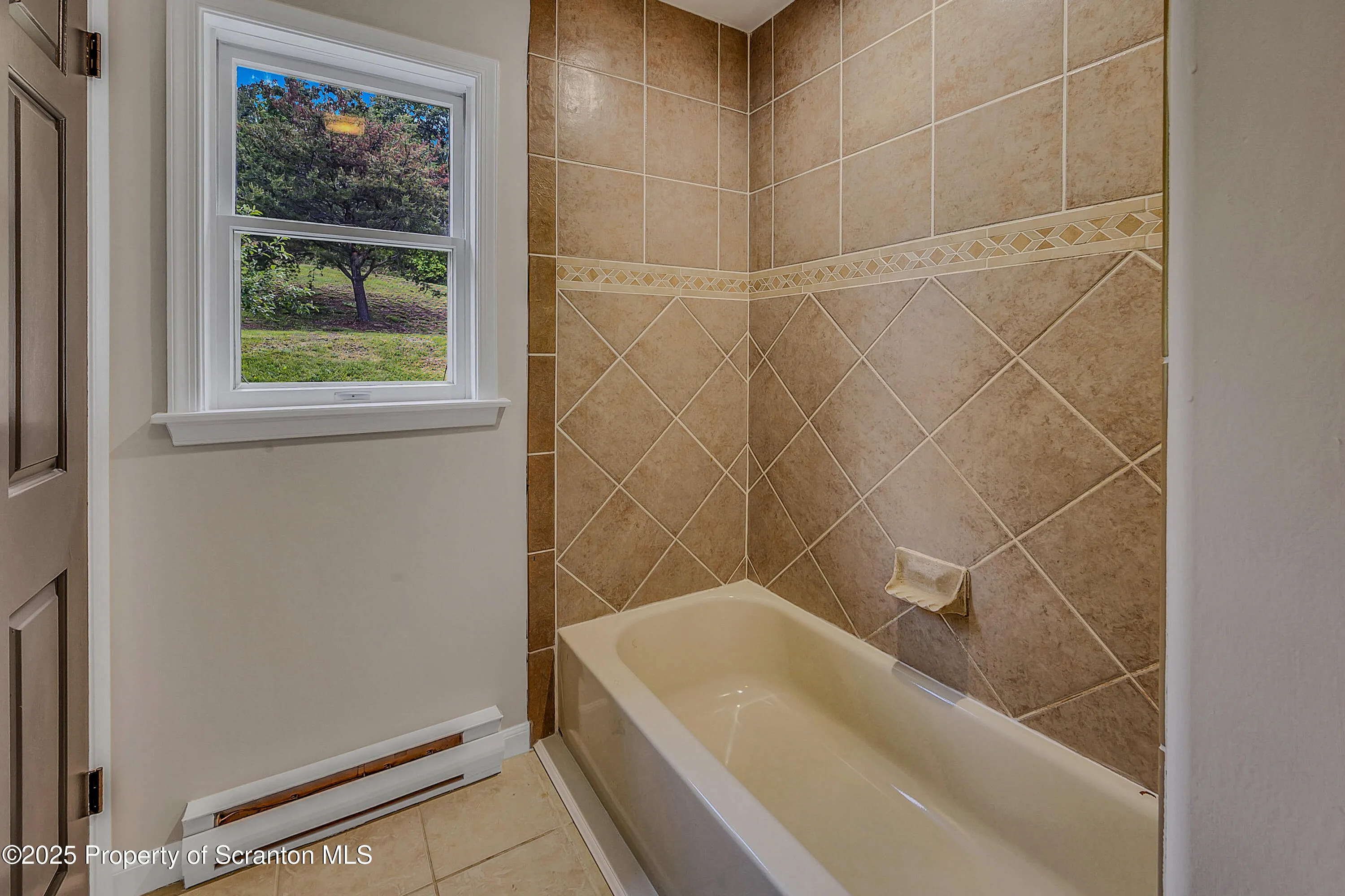14 Vista Drive, Nanticoke City, Pennsylvania 18634, 3 Bedrooms Bedrooms, 6 Rooms Rooms,2 BathroomsBathrooms,Residential,For Sale,Vista,SC252659