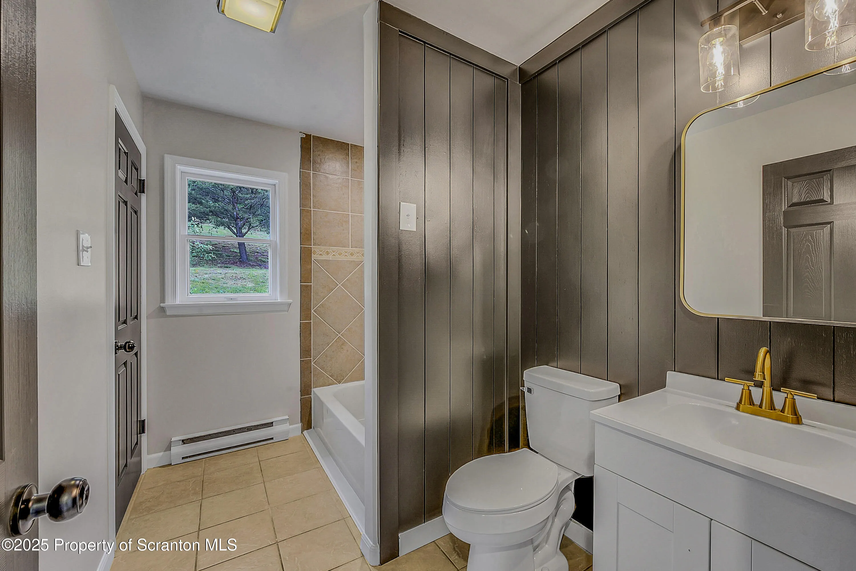 14 Vista Drive, Nanticoke City, Pennsylvania 18634, 3 Bedrooms Bedrooms, 6 Rooms Rooms,2 BathroomsBathrooms,Residential,For Sale,Vista,SC252659