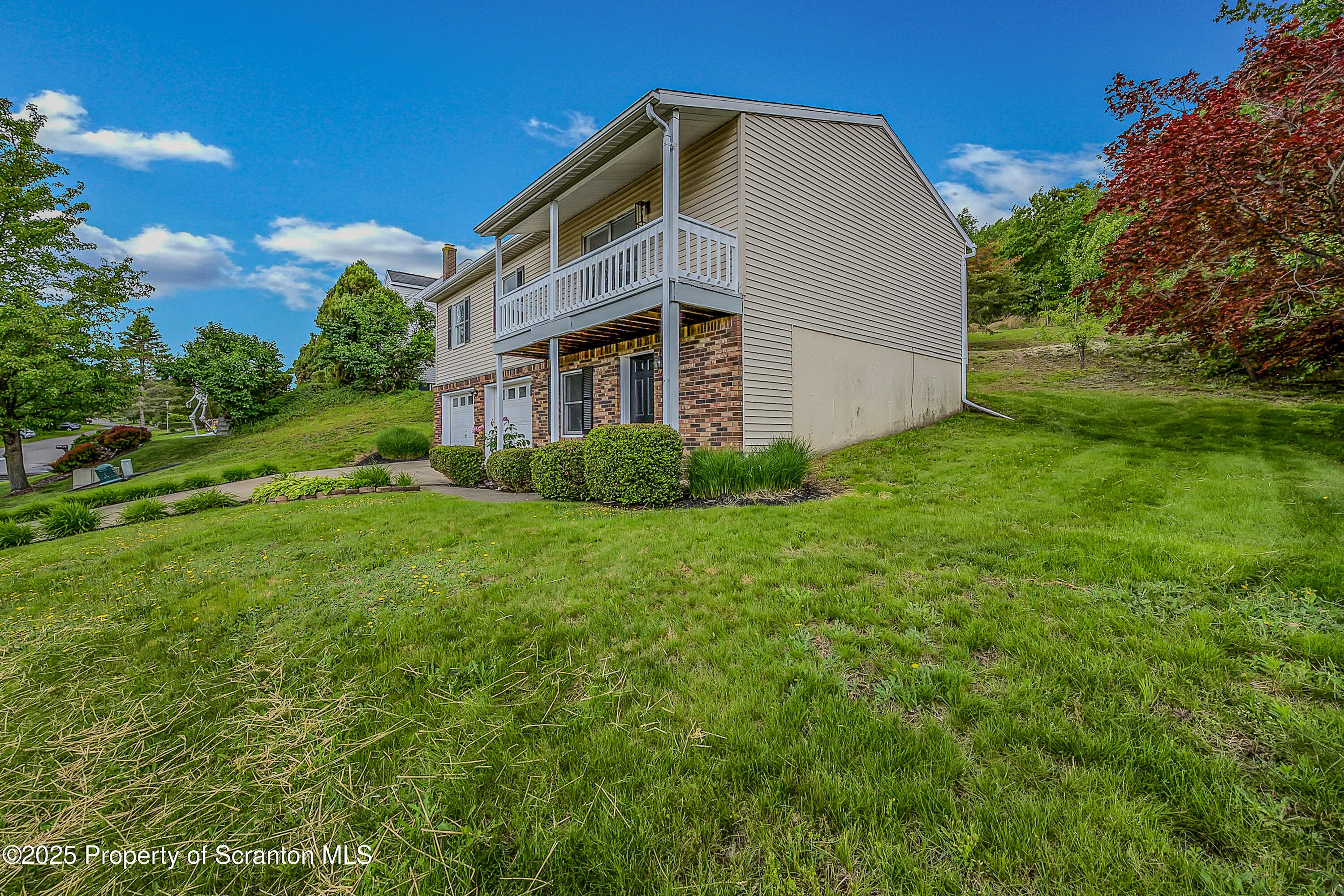 14 Vista Drive, Nanticoke City, Pennsylvania 18634, 3 Bedrooms Bedrooms, 6 Rooms Rooms,2 BathroomsBathrooms,Residential,For Sale,Vista,SC252659