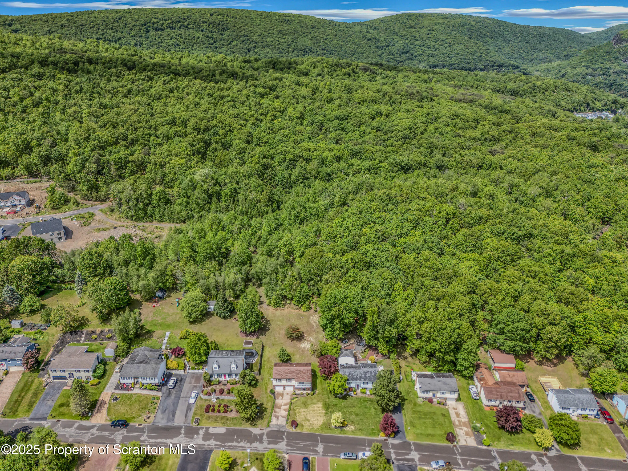 14 Vista Drive, Nanticoke City, Pennsylvania 18634, 3 Bedrooms Bedrooms, 6 Rooms Rooms,2 BathroomsBathrooms,Residential,For Sale,Vista,SC252659