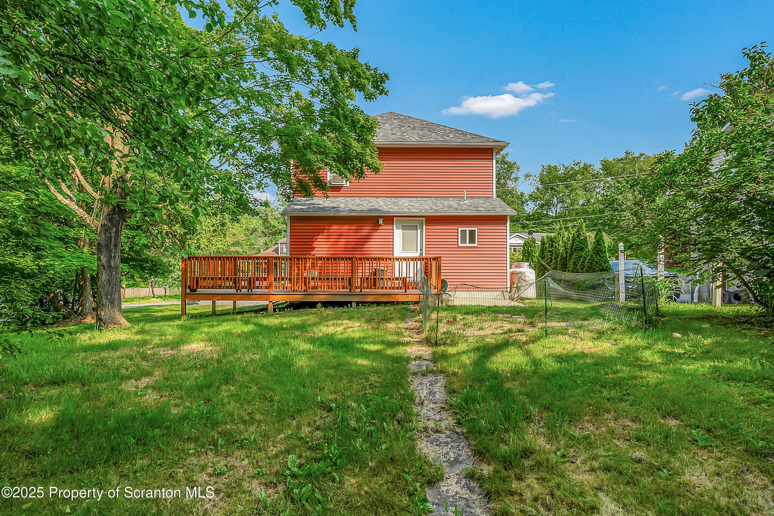 277 Atlas Street, Fell Twp, Pennsylvania 18407, 3 Bedrooms Bedrooms, 6 Rooms Rooms,2 BathroomsBathrooms,Residential,For Sale,Atlas,SC253207
