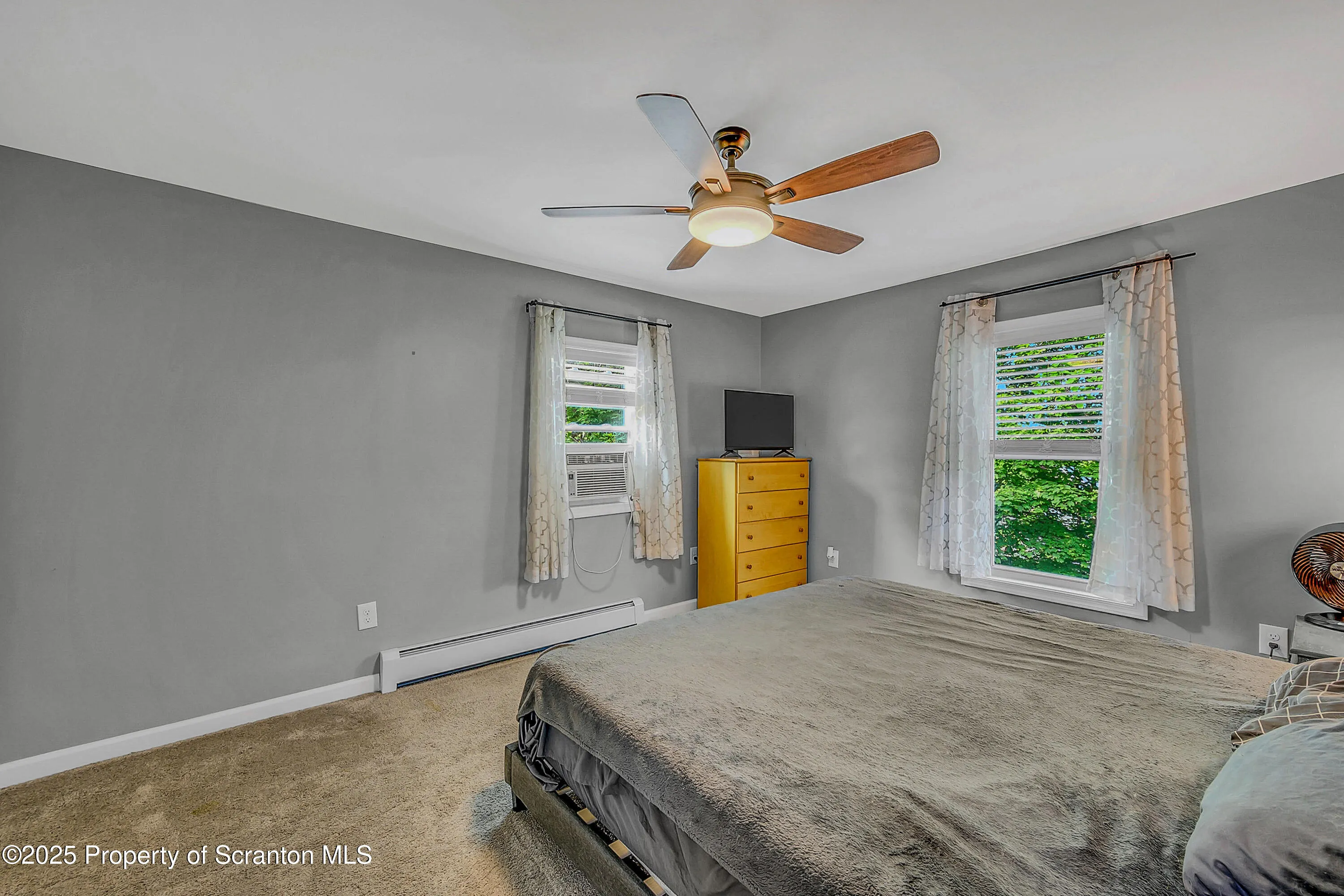 277 Atlas Street, Fell Twp, Pennsylvania 18407, 3 Bedrooms Bedrooms, 6 Rooms Rooms,2 BathroomsBathrooms,Residential,For Sale,Atlas,SC253207
