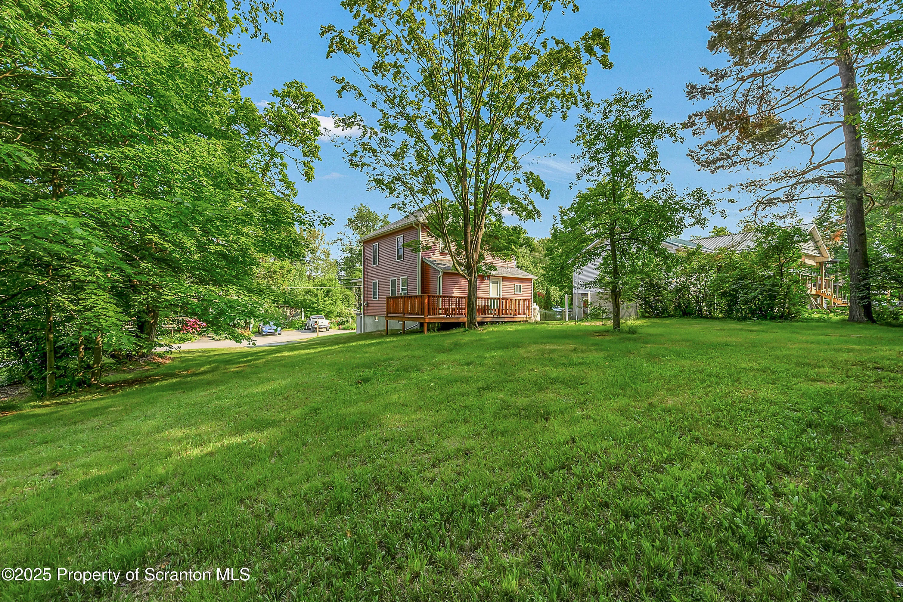277 Atlas Street, Fell Twp, Pennsylvania 18407, 3 Bedrooms Bedrooms, 6 Rooms Rooms,2 BathroomsBathrooms,Residential,For Sale,Atlas,SC253207