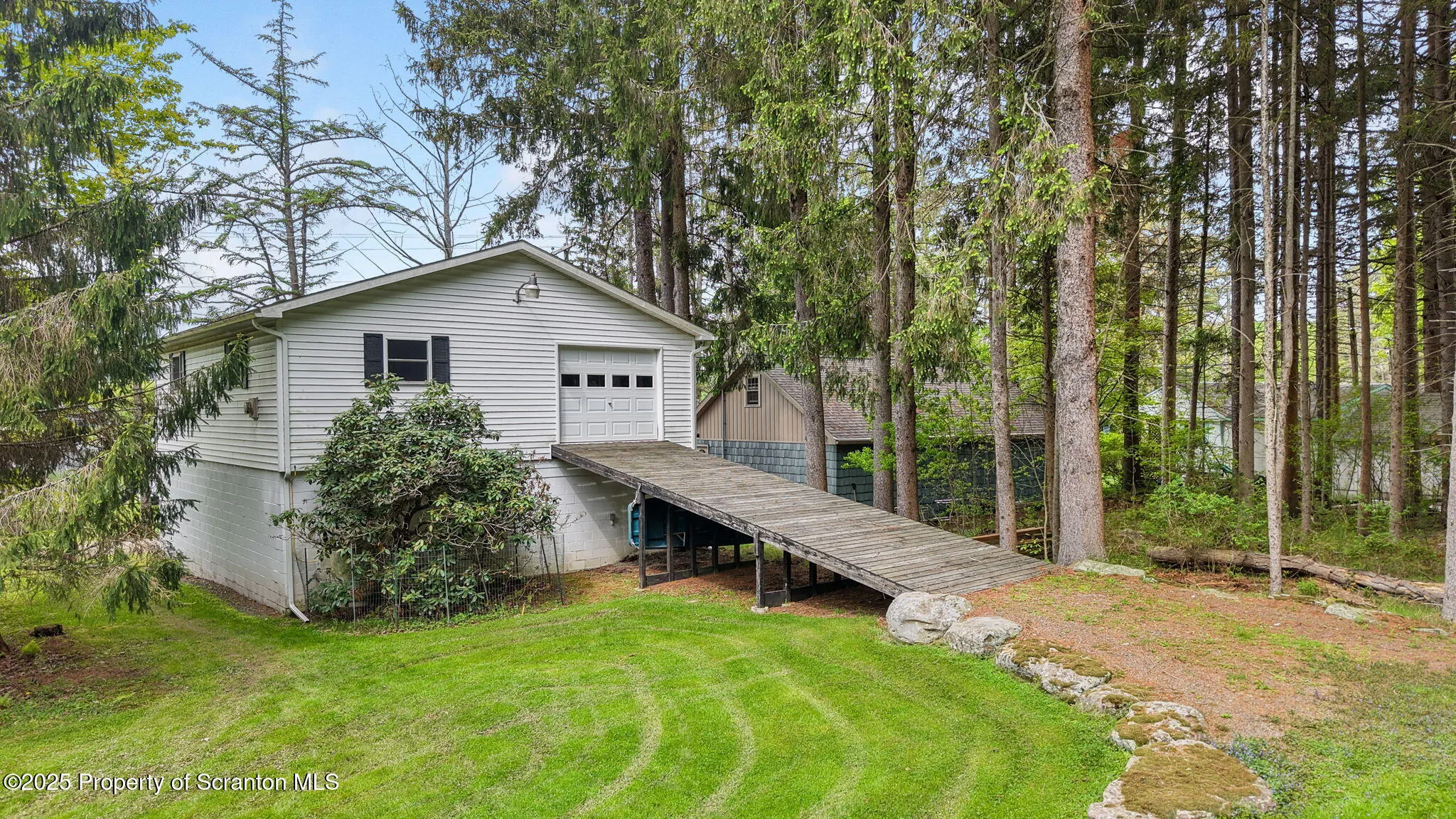 224 Pine Road, Susquehanna, Pennsylvania 18847, 3 Bedrooms Bedrooms, 5 Rooms Rooms,2 BathroomsBathrooms,Residential,For Sale,Pine,SC252739
