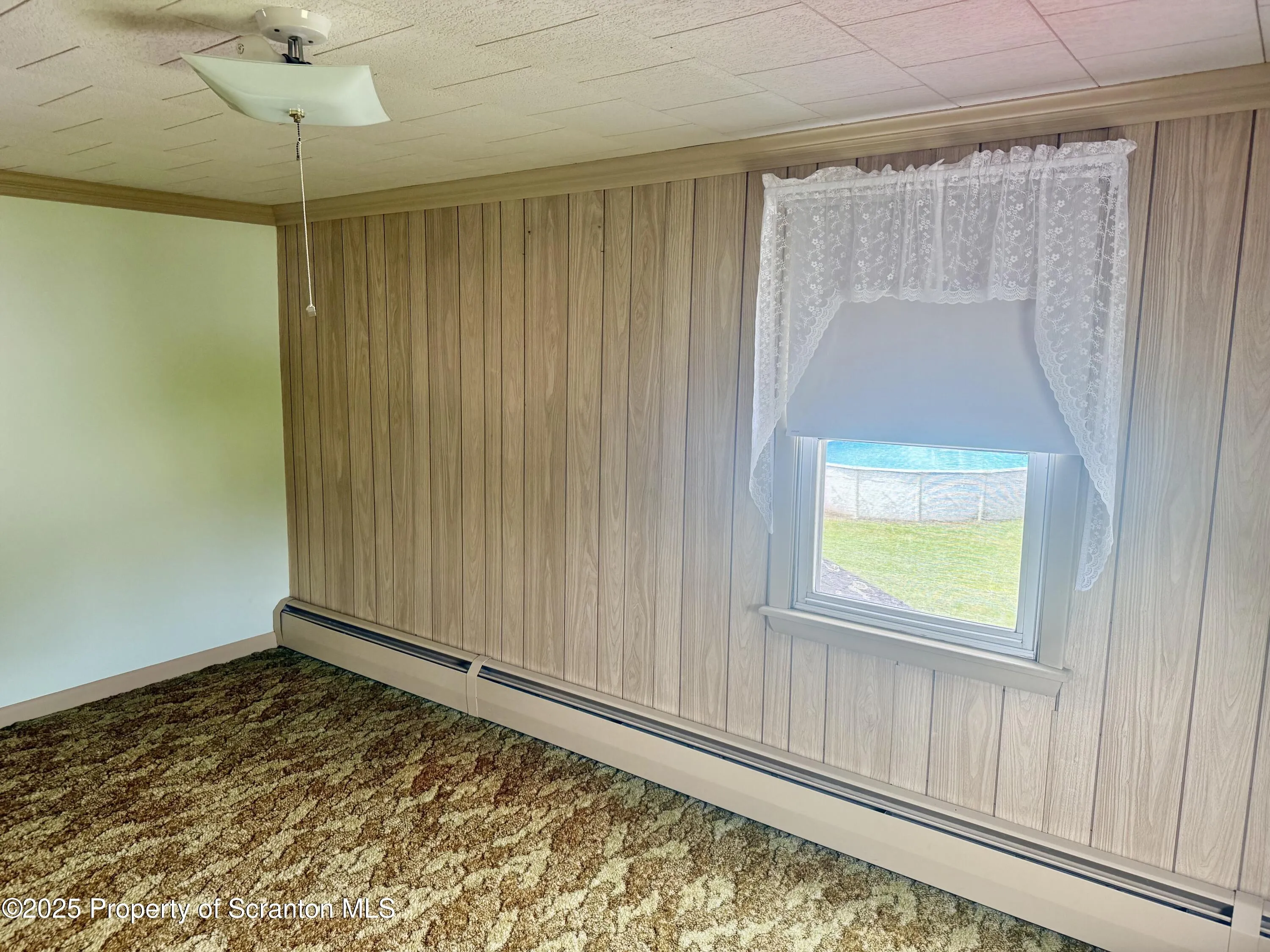 129 Casper Street, Old Forge, Pennsylvania 18518, 2 Bedrooms Bedrooms, 5 Rooms Rooms,1 BathroomBathrooms,Residential,For Sale,Casper,SC252790