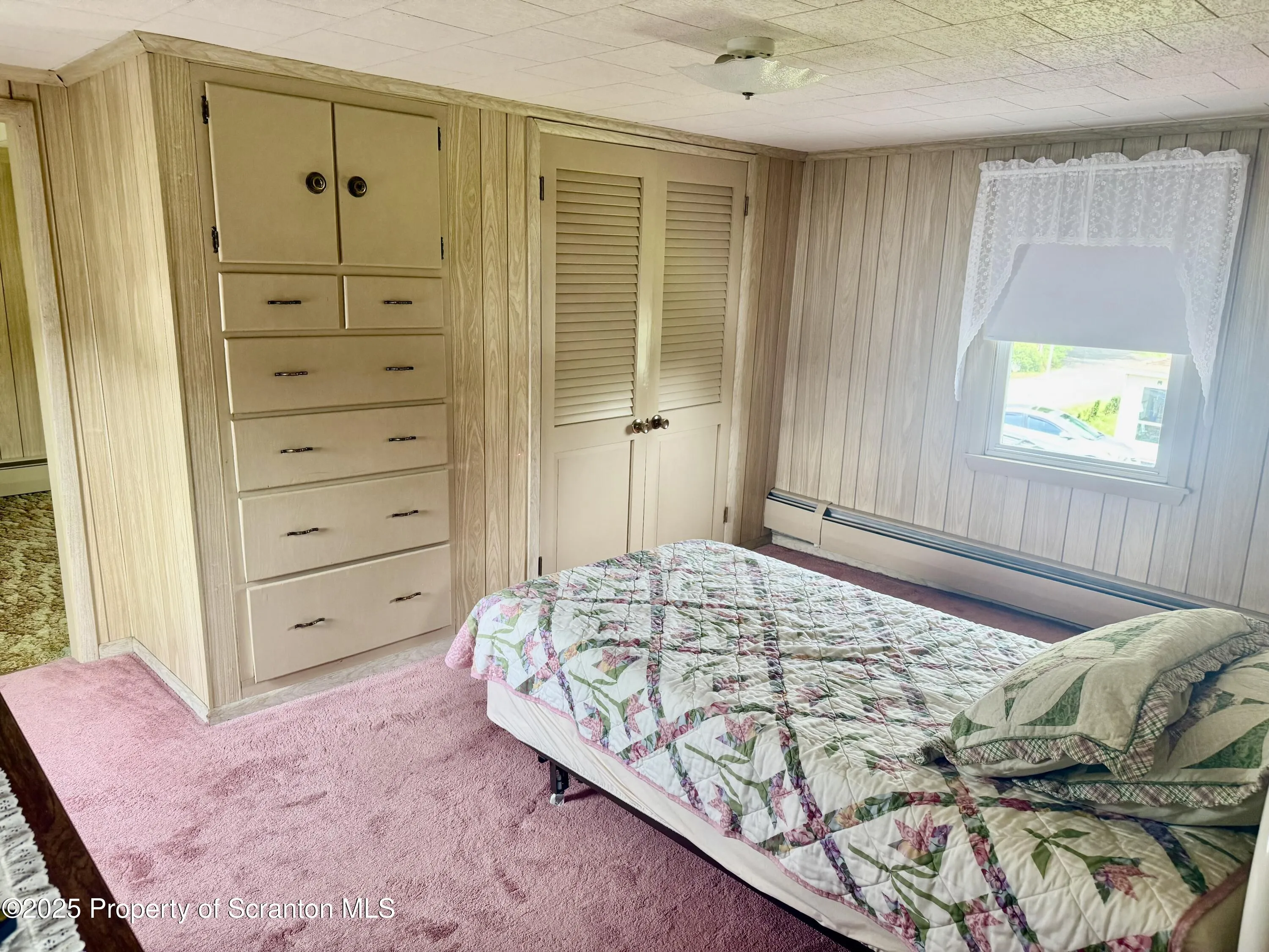129 Casper Street, Old Forge, Pennsylvania 18518, 2 Bedrooms Bedrooms, 5 Rooms Rooms,1 BathroomBathrooms,Residential,For Sale,Casper,SC252790
