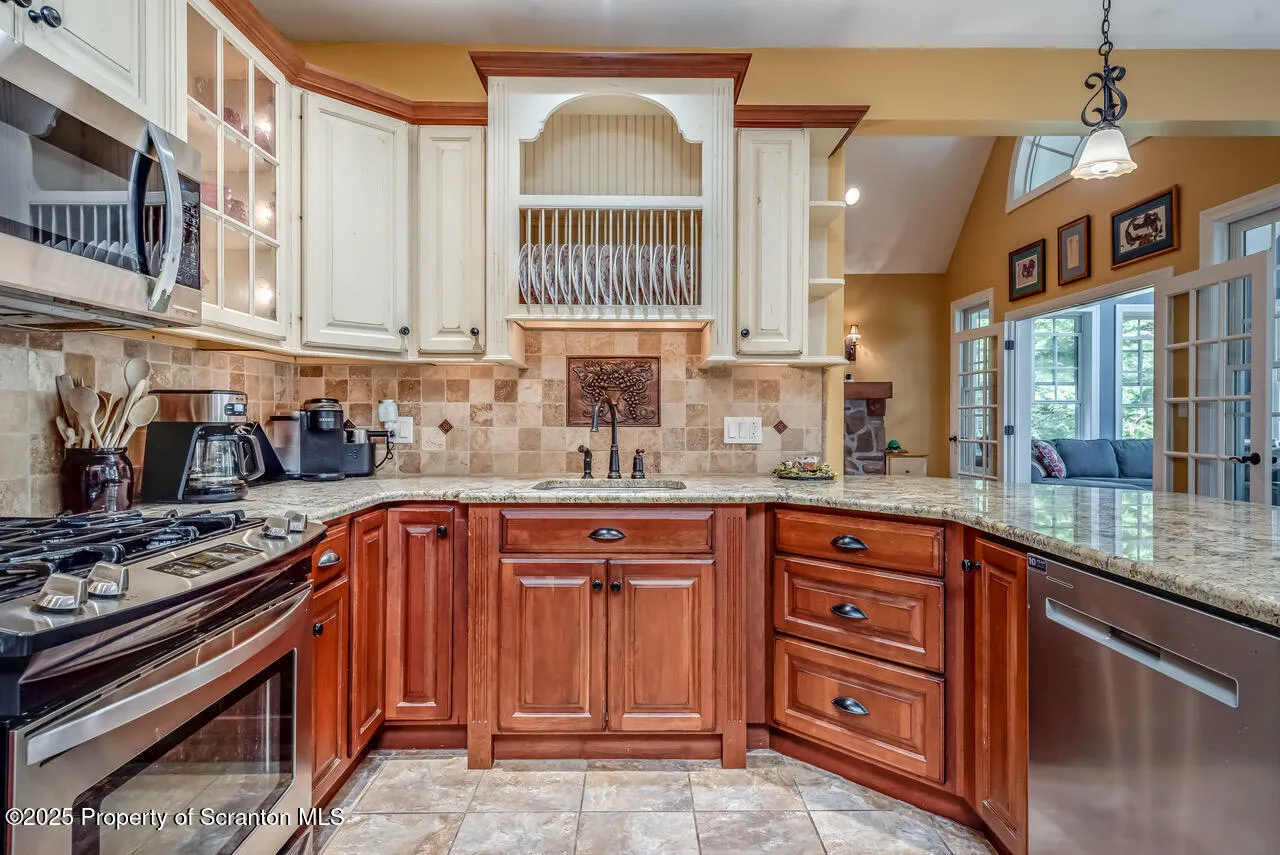 268 Winship Road, Covington Twp, Pennsylvania 18444, 4 Bedrooms Bedrooms, 9 Rooms Rooms,3 BathroomsBathrooms,Residential,For Sale,Winship,SC252867