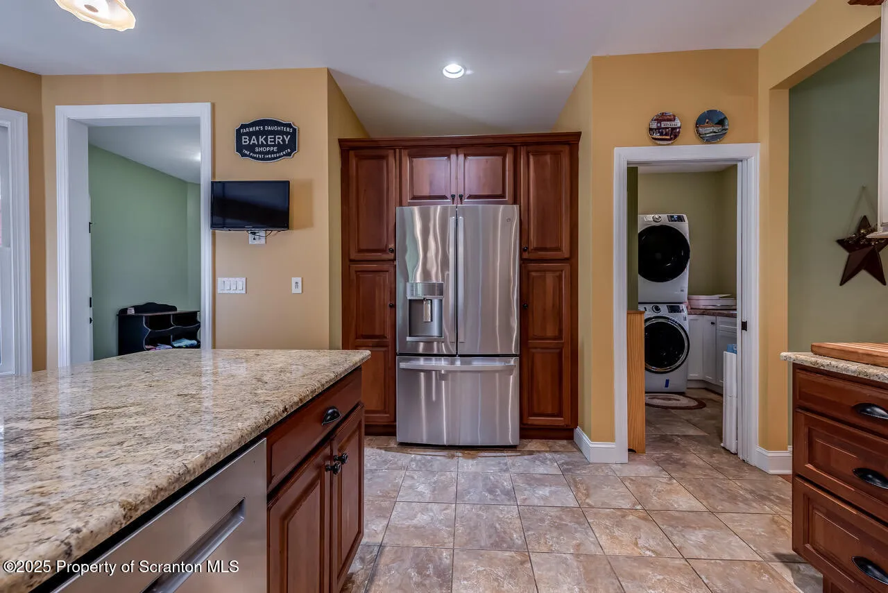 268 Winship Road, Covington Twp, Pennsylvania 18444, 4 Bedrooms Bedrooms, 9 Rooms Rooms,3 BathroomsBathrooms,Residential,For Sale,Winship,SC252867