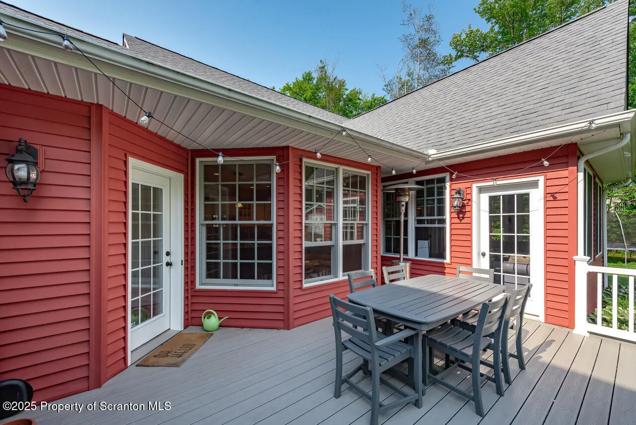 268 Winship Road, Covington Twp, Pennsylvania 18444, 4 Bedrooms Bedrooms, 9 Rooms Rooms,3 BathroomsBathrooms,Residential,For Sale,Winship,SC252867