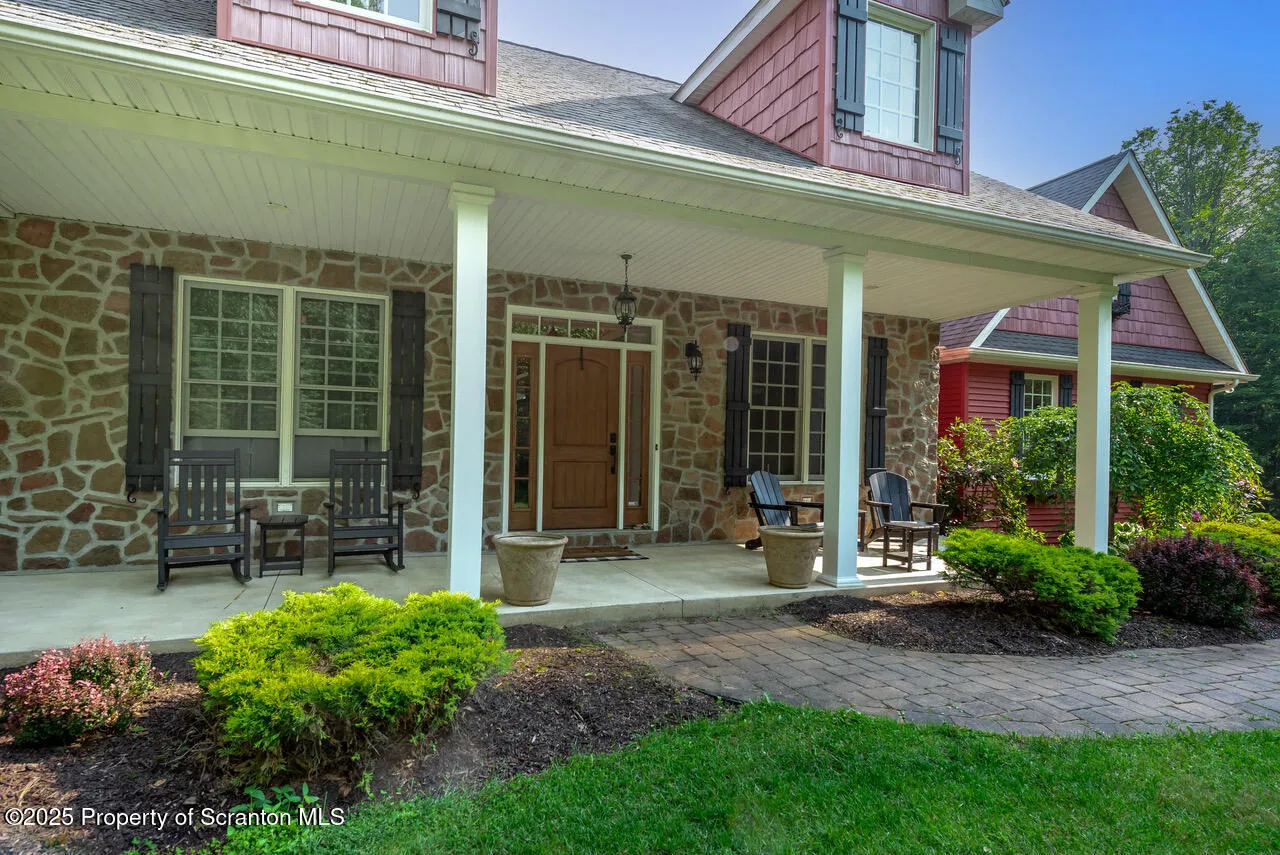 268 Winship Road, Covington Twp, Pennsylvania 18444, 4 Bedrooms Bedrooms, 9 Rooms Rooms,3 BathroomsBathrooms,Residential,For Sale,Winship,SC252867