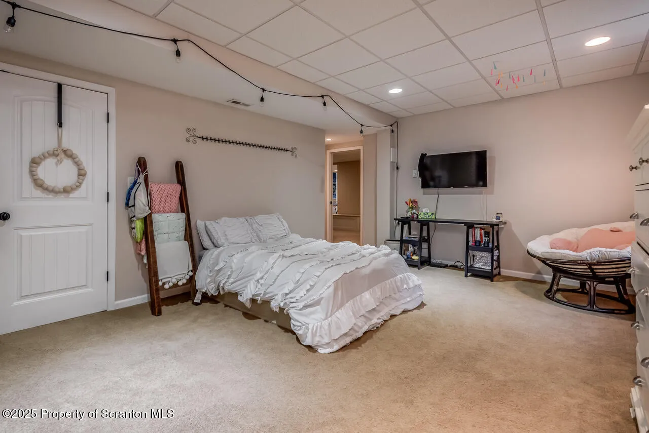 268 Winship Road, Covington Twp, Pennsylvania 18444, 4 Bedrooms Bedrooms, 9 Rooms Rooms,3 BathroomsBathrooms,Residential,For Sale,Winship,SC252867