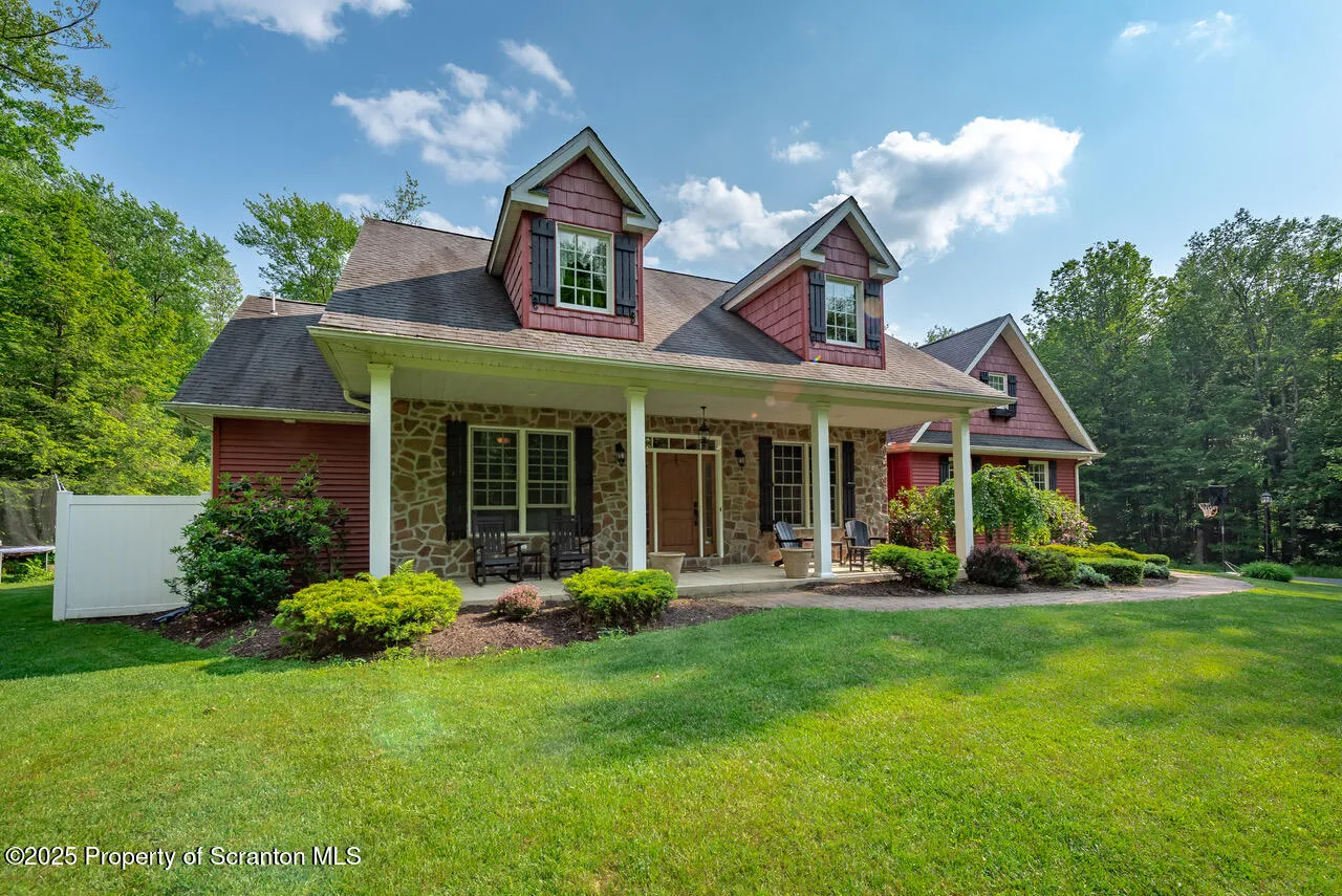 268 Winship Road, Covington Twp, Pennsylvania 18444, 4 Bedrooms Bedrooms, 9 Rooms Rooms,3 BathroomsBathrooms,Residential,For Sale,Winship,SC252867