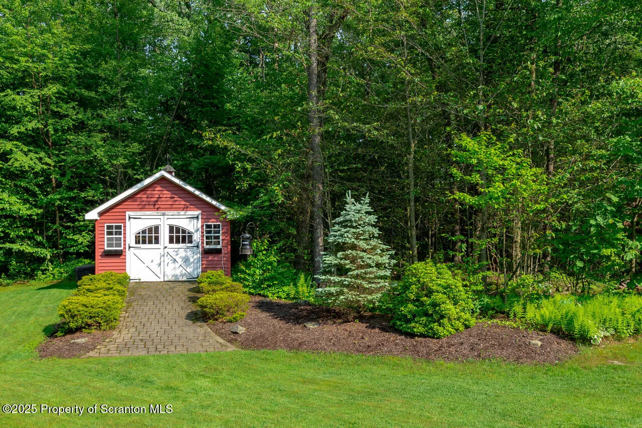 268 Winship Road, Covington Twp, Pennsylvania 18444, 4 Bedrooms Bedrooms, 9 Rooms Rooms,3 BathroomsBathrooms,Residential,For Sale,Winship,SC252867