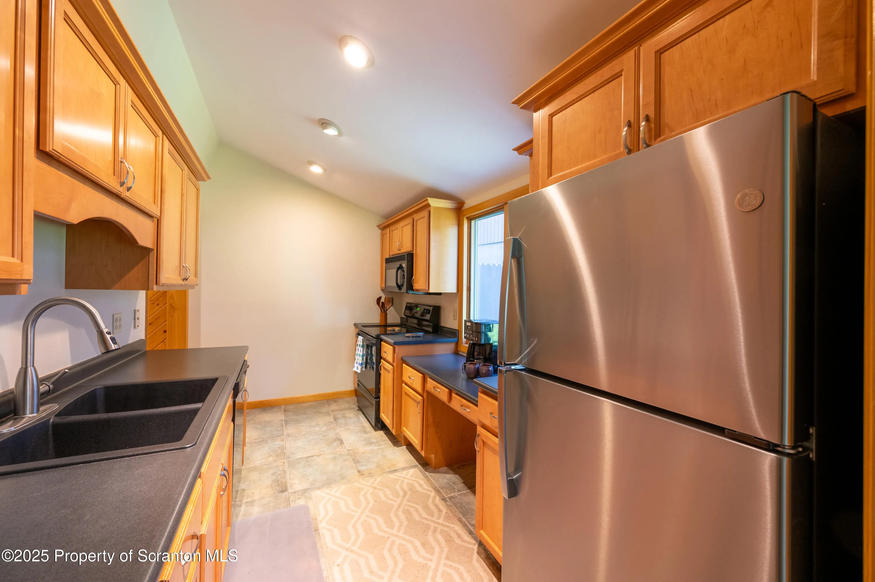 162 Fall Lane, Union Dale, Pennsylvania 18470, 4 Bedrooms Bedrooms, 9 Rooms Rooms,3 BathroomsBathrooms,Residential,For Sale,Fall,SC253292