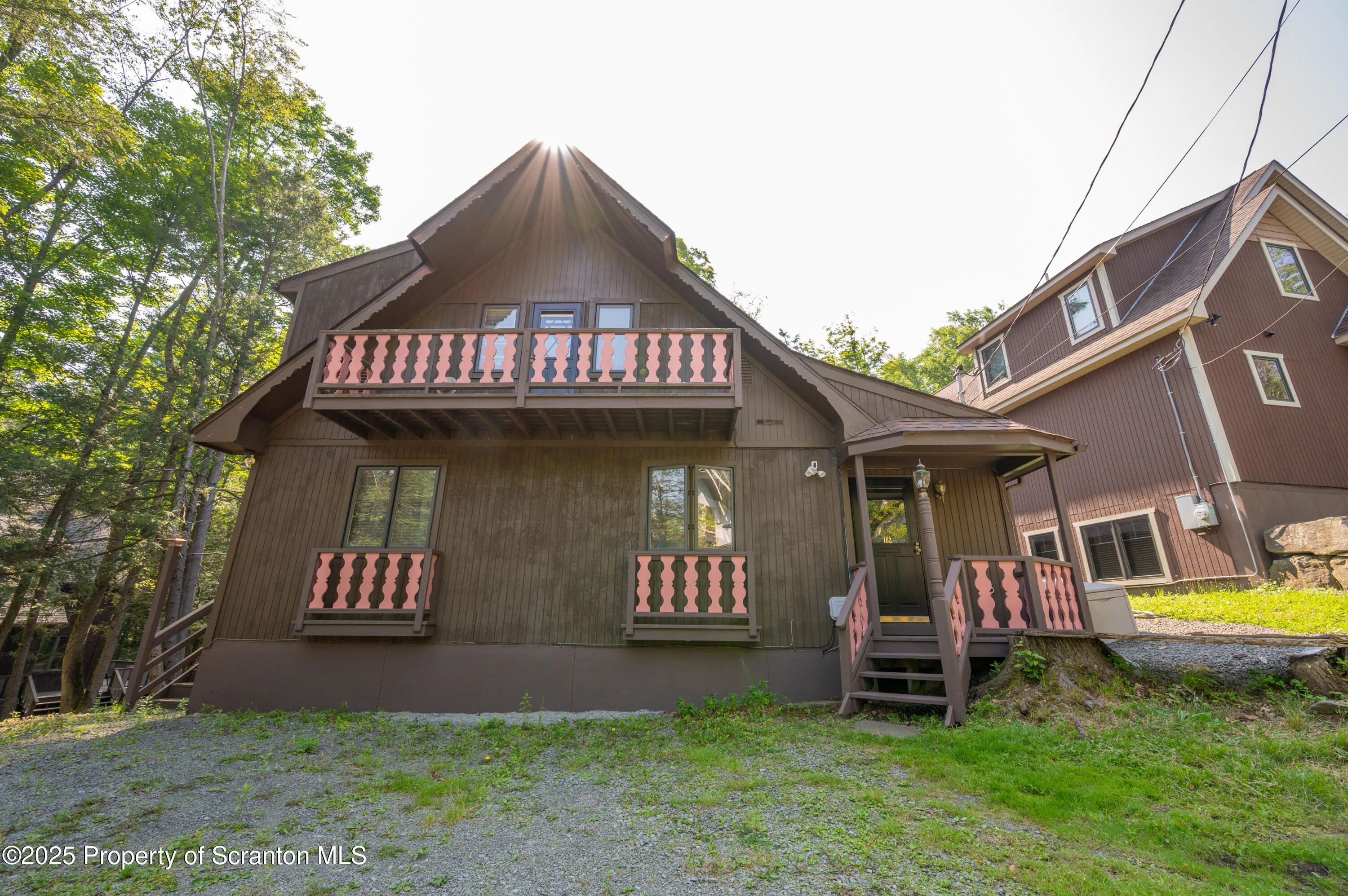 162 Fall Lane, Union Dale, Pennsylvania 18470, 4 Bedrooms Bedrooms, 9 Rooms Rooms,3 BathroomsBathrooms,Residential,For Sale,Fall,SC253292